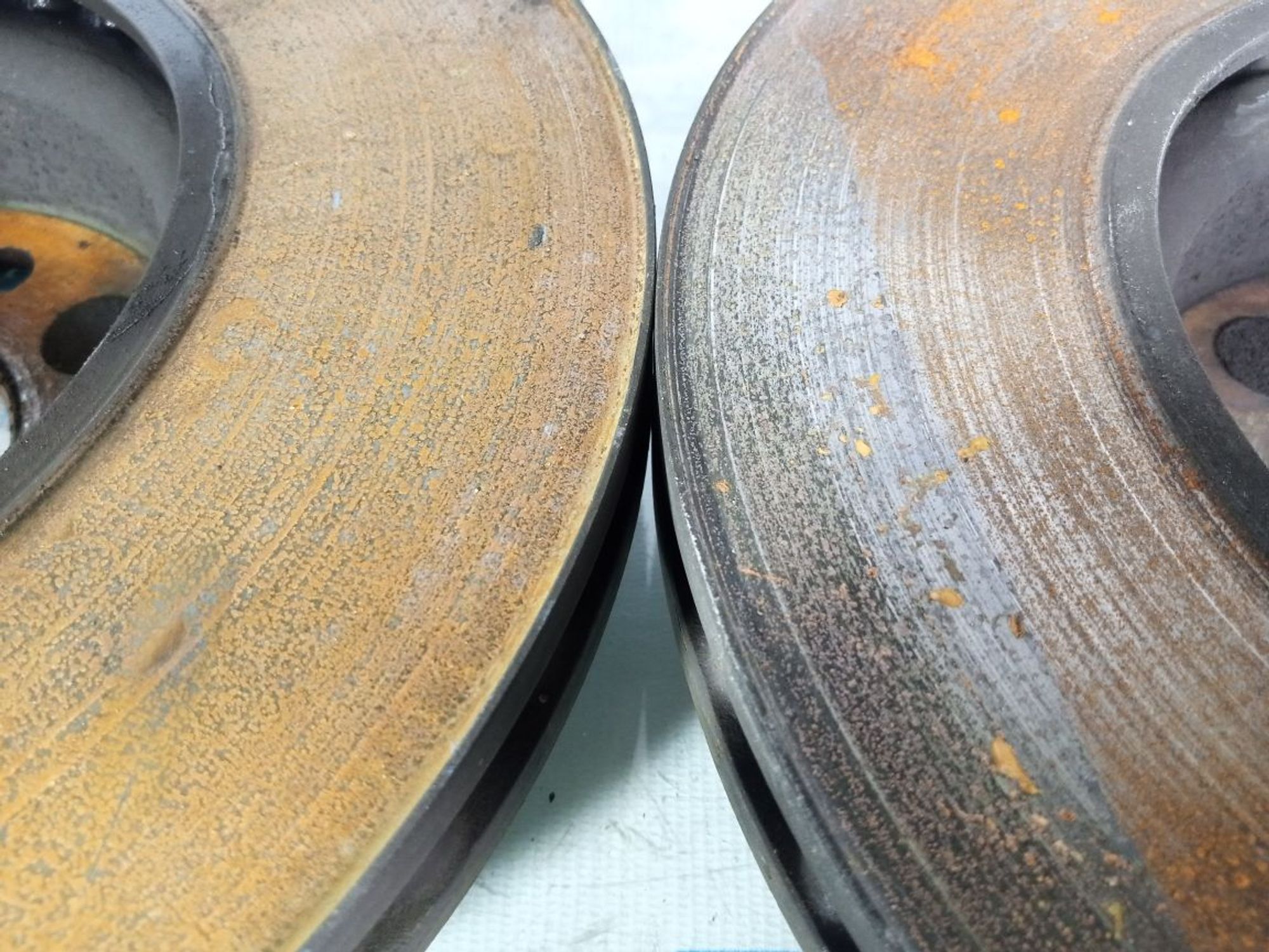 https://ycs.partsauto.market/partsauto-images/thmbs/userImages/b7628e092085f1f91467af1afb6e7630/part/5438e126-1ee7-4d0e-b7fc-e4918f5f08ea_1740838919912.jpg