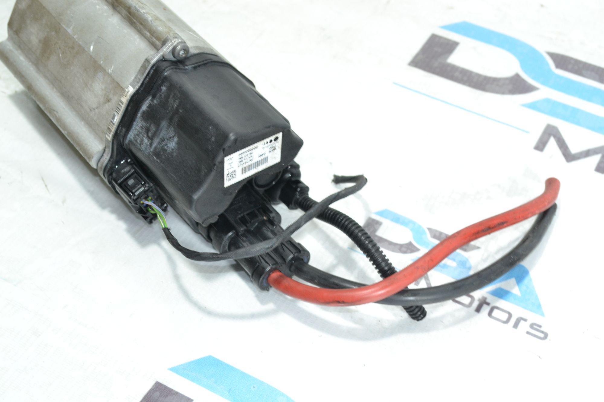 https://ycs.partsauto.market/partsauto-images/thmbs/userImages/b7628e092085f1f91467af1afb6e7630/part/54e39fdd-a369-4c2d-a55b-37ca44cfebeb_1779968058406.jpg