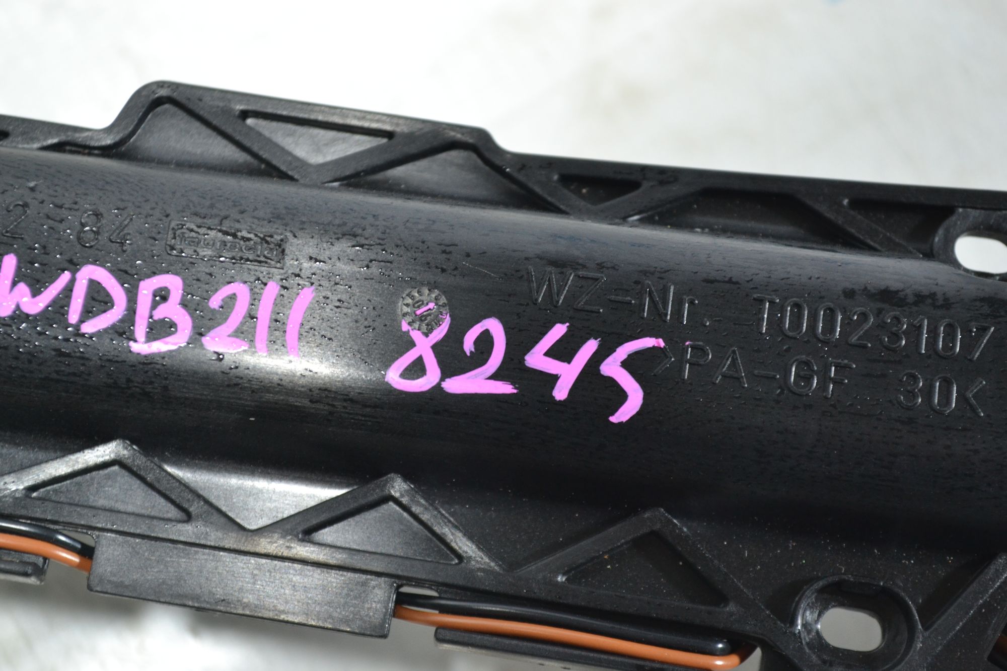 https://ycs.partsauto.market/partsauto-images/thmbs/userImages/b7628e092085f1f91467af1afb6e7630/part/54ecd9be-f0ed-49ef-9fa9-231ae80efff4_1780489784347.jpg