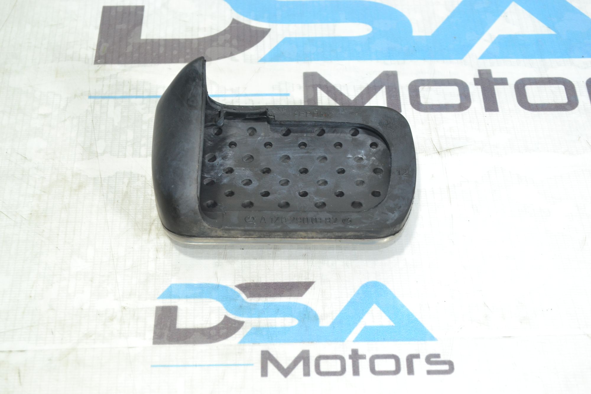 https://ycs.partsauto.market/partsauto-images/thmbs/userImages/b7628e092085f1f91467af1afb6e7630/part/550e5ad7-45c3-4ab3-8f2a-7919bf1371cb_1781250642198.jpg