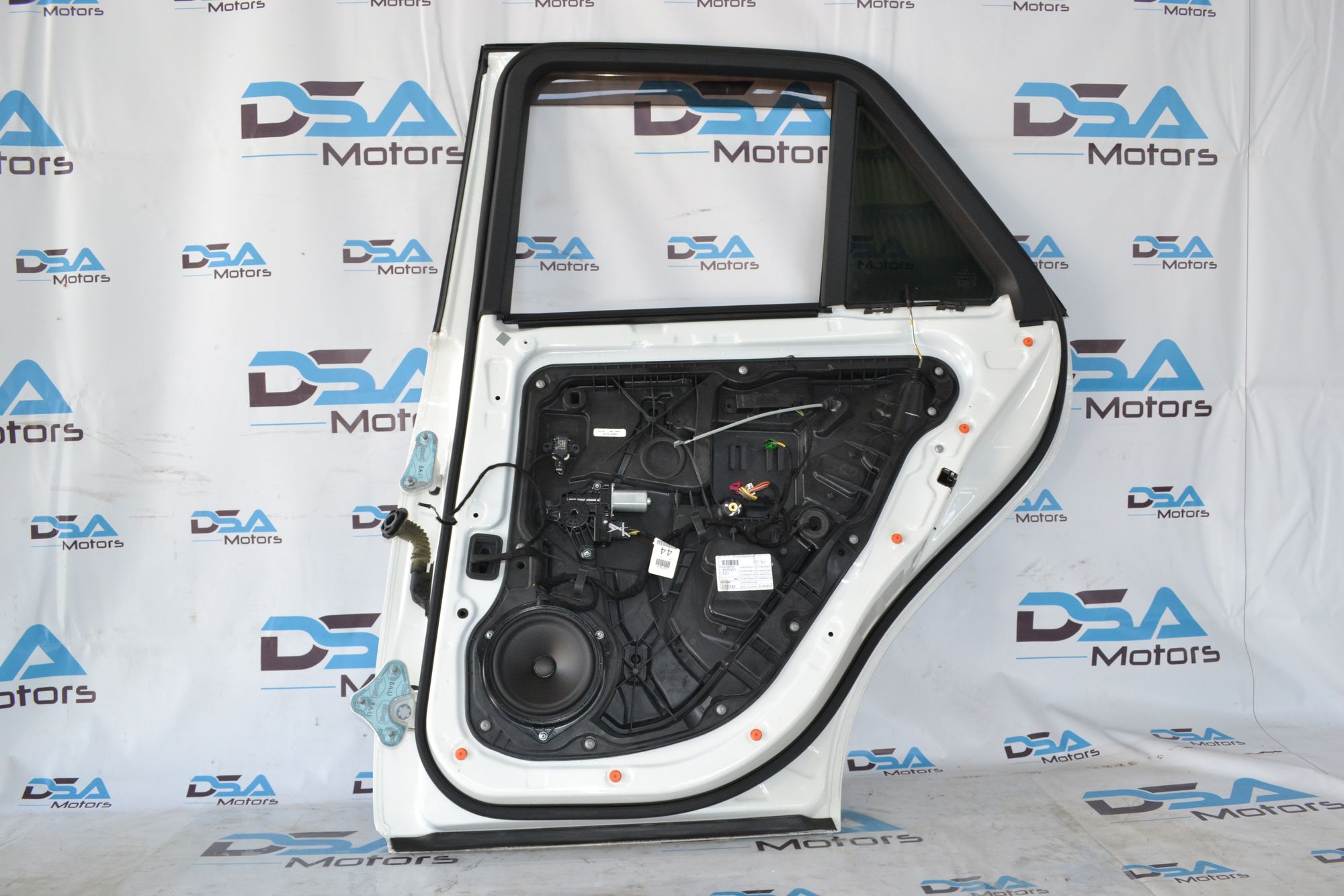 https://ycs.partsauto.market/partsauto-images/thmbs/userImages/b7628e092085f1f91467af1afb6e7630/part/5539499f-0b52-4312-b7c8-5890a64eed58_1782885970187.jpg