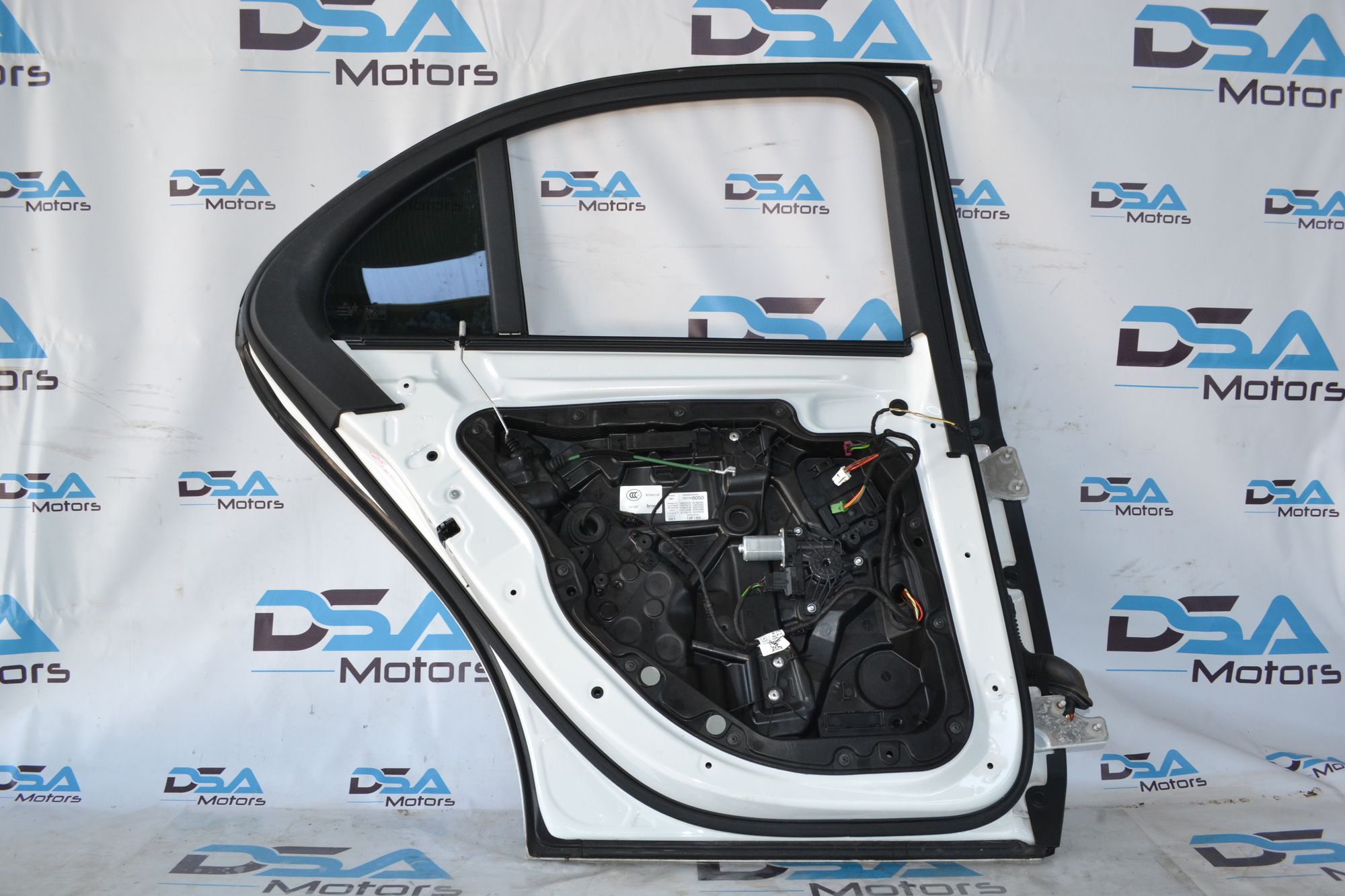https://ycs.partsauto.market/partsauto-images/thmbs/userImages/b7628e092085f1f91467af1afb6e7630/part/5551f97a-27c4-4af5-b1dd-8ac324487efd_1782908729235.jpg