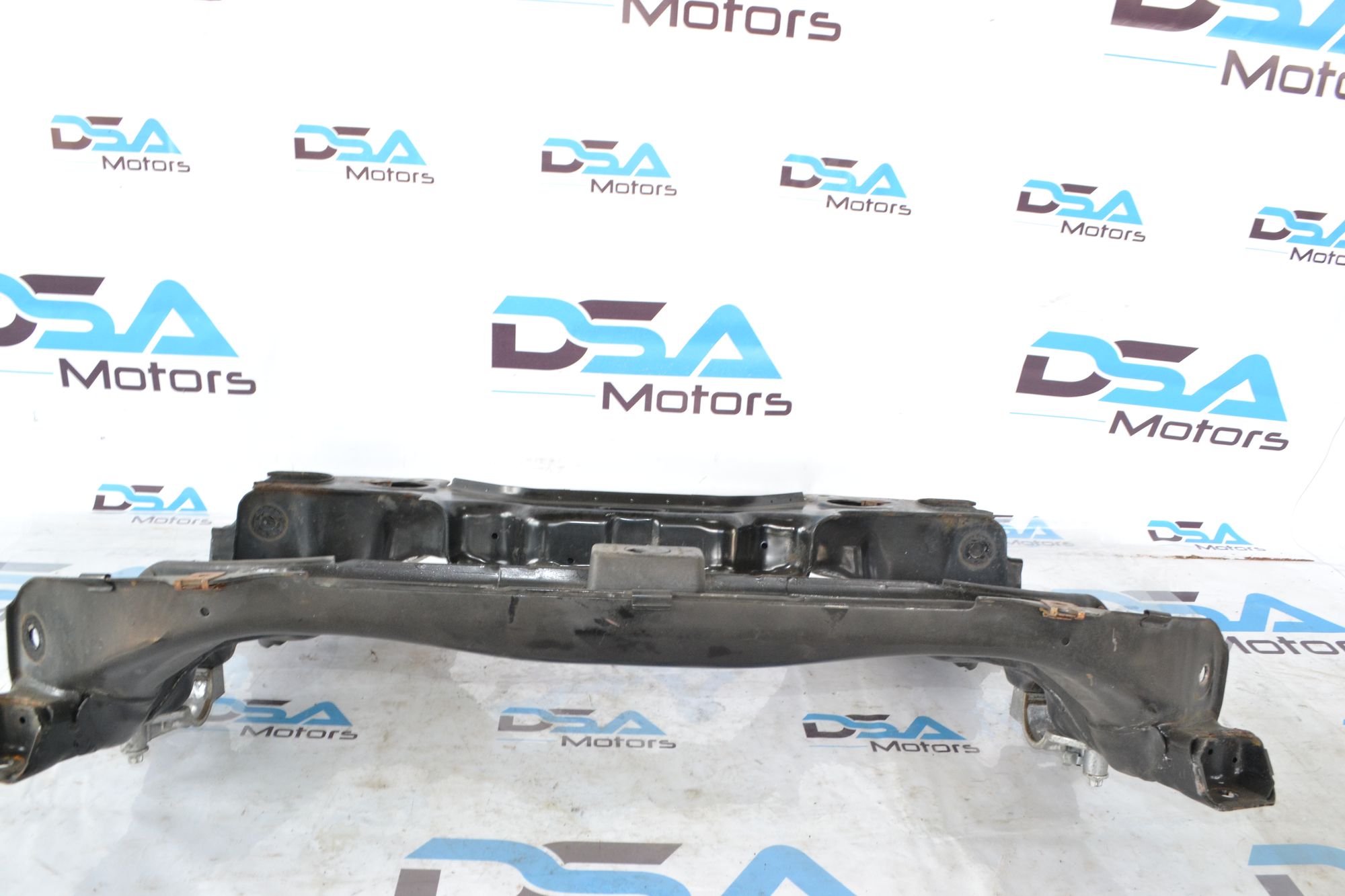 https://ycs.partsauto.market/partsauto-images/thmbs/userImages/b7628e092085f1f91467af1afb6e7630/part/55c2f6b2-7e2d-49bf-880a-bd9bd15d8473_1781614085233.jpg