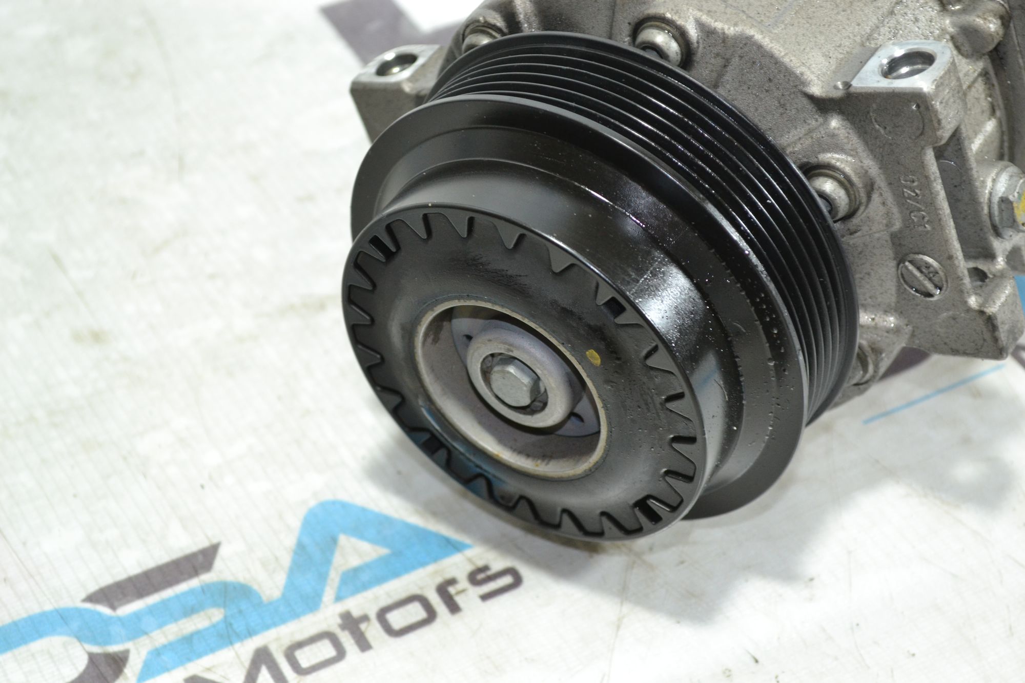 https://ycs.partsauto.market/partsauto-images/thmbs/userImages/b7628e092085f1f91467af1afb6e7630/part/562437c8-a602-42be-ac0d-388f54413946_1783432794172.jpg