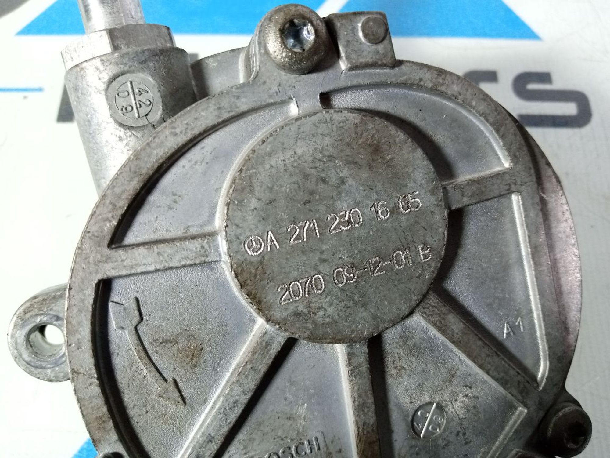 https://ycs.partsauto.market/partsauto-images/thmbs/userImages/b7628e092085f1f91467af1afb6e7630/part/5643aba7-e5db-442c-b1ba-c1a52ae75b55_1741115850374.jpg