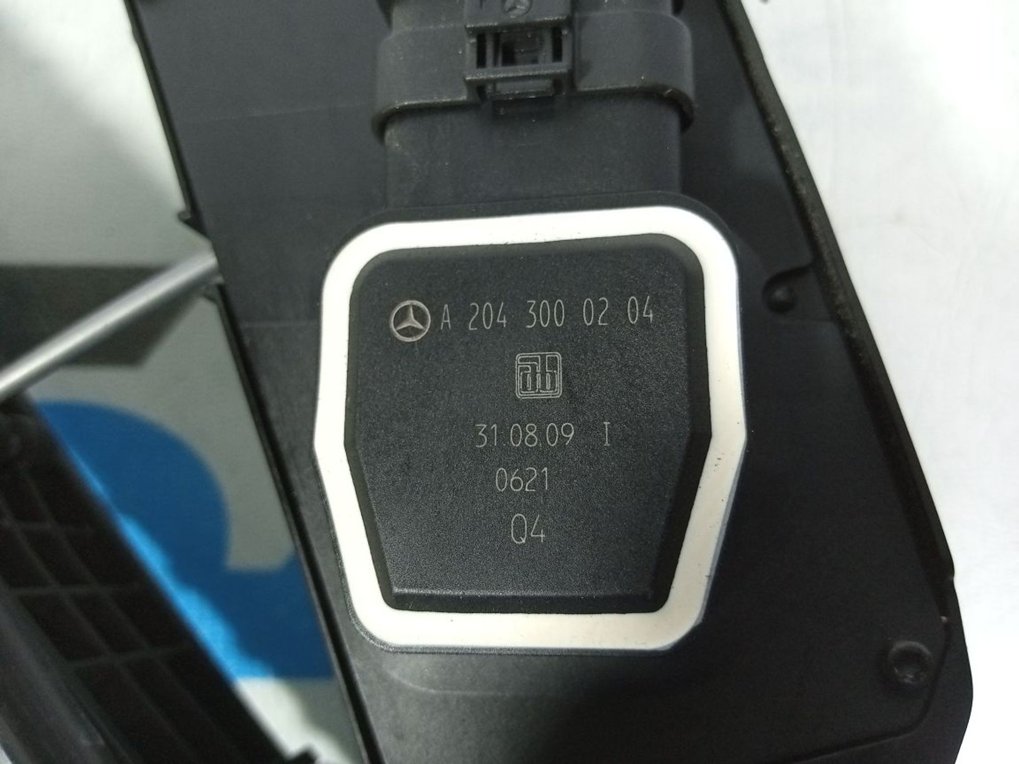 https://ycs.partsauto.market/partsauto-images/thmbs/userImages/b7628e092085f1f91467af1afb6e7630/part/56c30c34-f917-45e0-916f-b560437e7a16_1742894713333.jpg