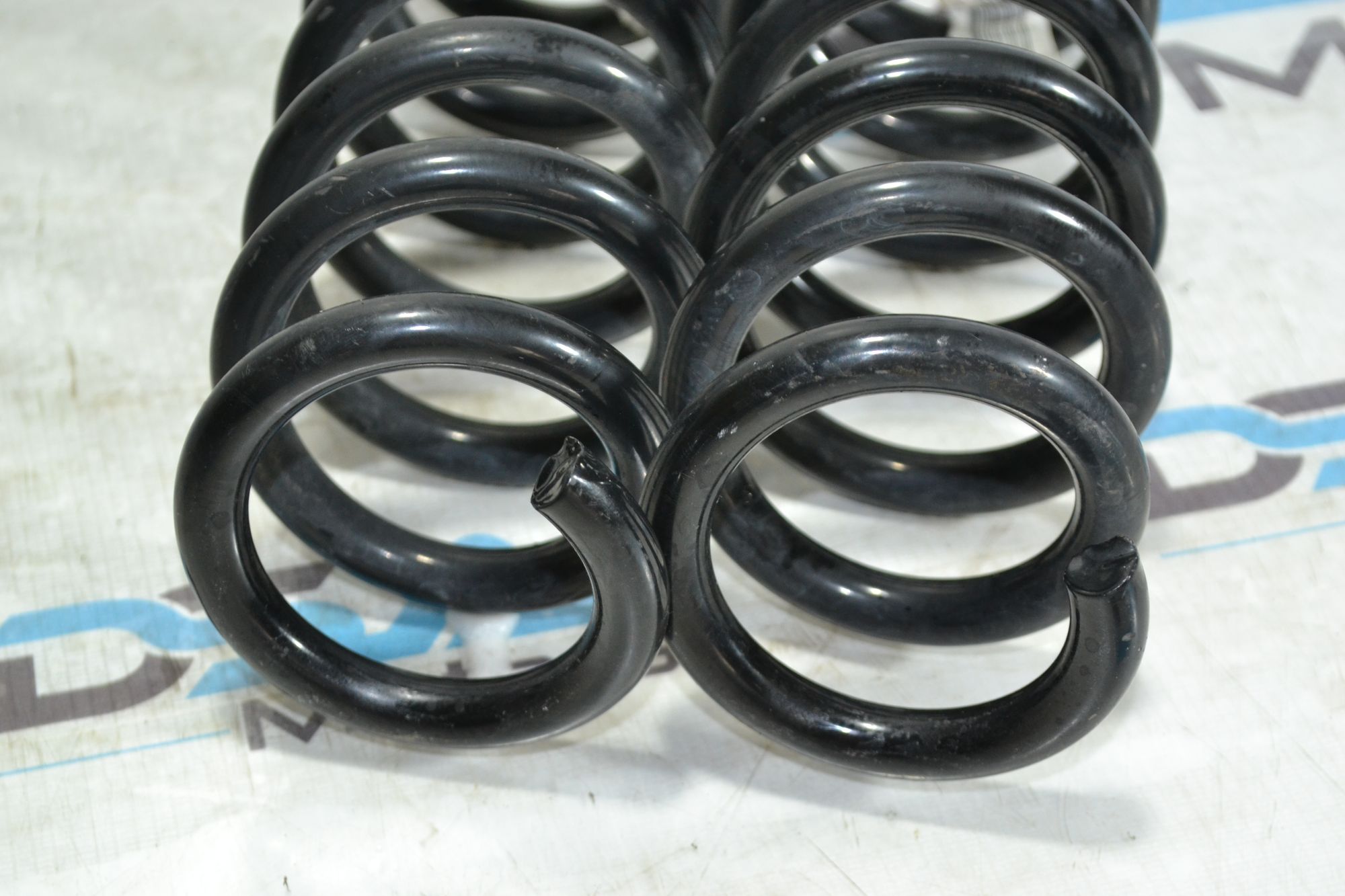 https://ycs.partsauto.market/partsauto-images/thmbs/userImages/b7628e092085f1f91467af1afb6e7630/part/56c80644-6e65-4390-a772-5c9c1b6bcc8c_1781517583034.jpg