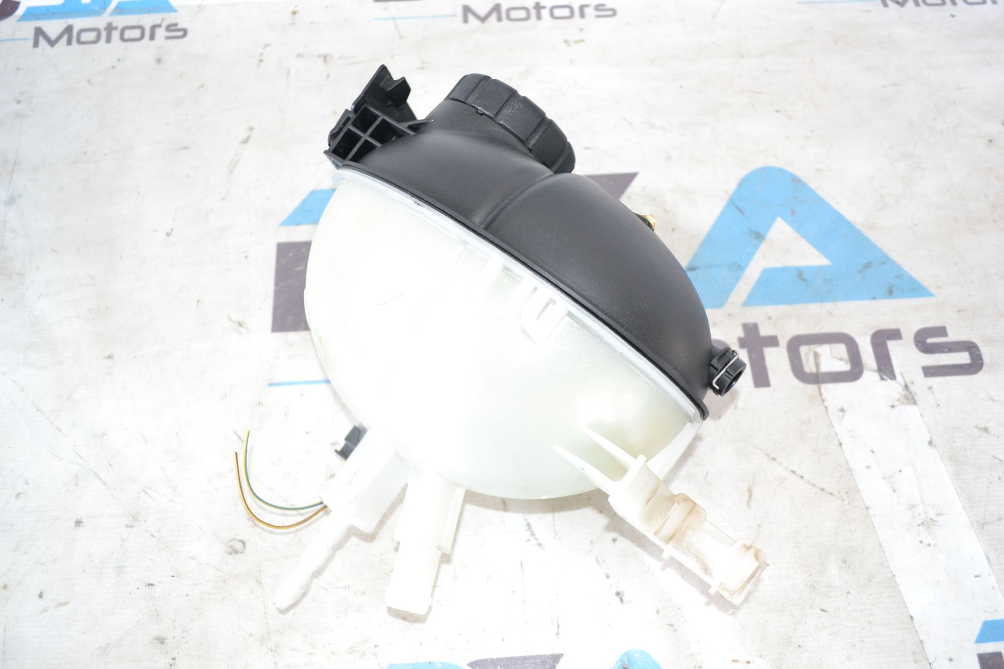 https://ycs.partsauto.market/partsauto-images/thmbs/userImages/b7628e092085f1f91467af1afb6e7630/part/56f0c298-7105-41d7-aff2-c77a696a75d6_1785418503834.jpg