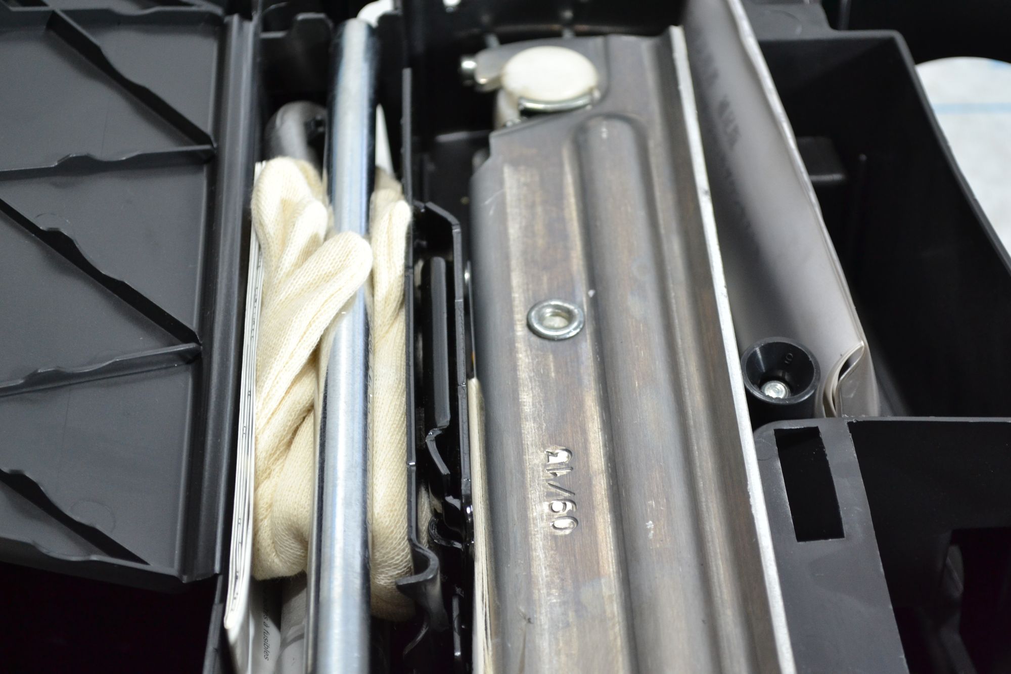https://ycs.partsauto.market/partsauto-images/thmbs/userImages/b7628e092085f1f91467af1afb6e7630/part/5757b073-0ce4-4007-8514-5a670e3077f3_1780660122257.jpg