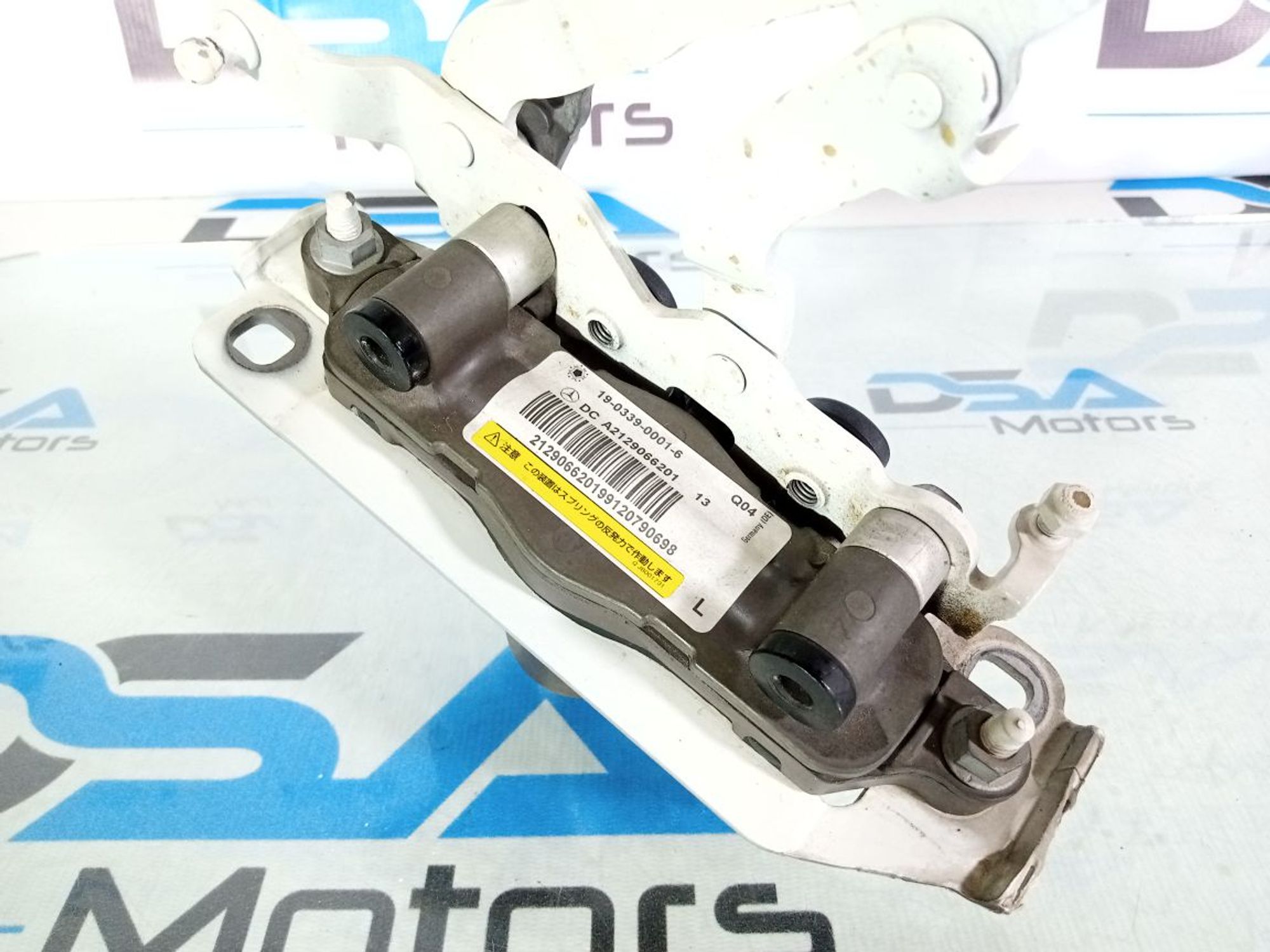 https://ycs.partsauto.market/partsauto-images/thmbs/userImages/b7628e092085f1f91467af1afb6e7630/part/57a02d0a-fdaa-4727-bac2-7f865afd30e3_1740487820916.jpg