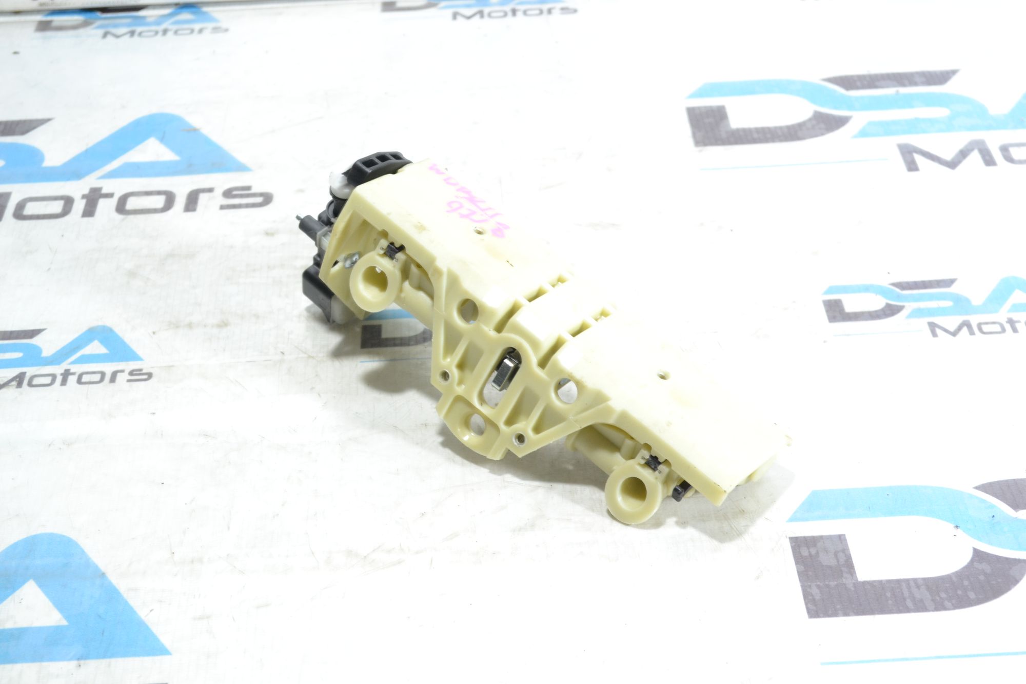 https://ycs.partsauto.market/partsauto-images/thmbs/userImages/b7628e092085f1f91467af1afb6e7630/part/57a949b1-1a00-49f5-bbf2-df879ae8946a_1780559340987.jpg