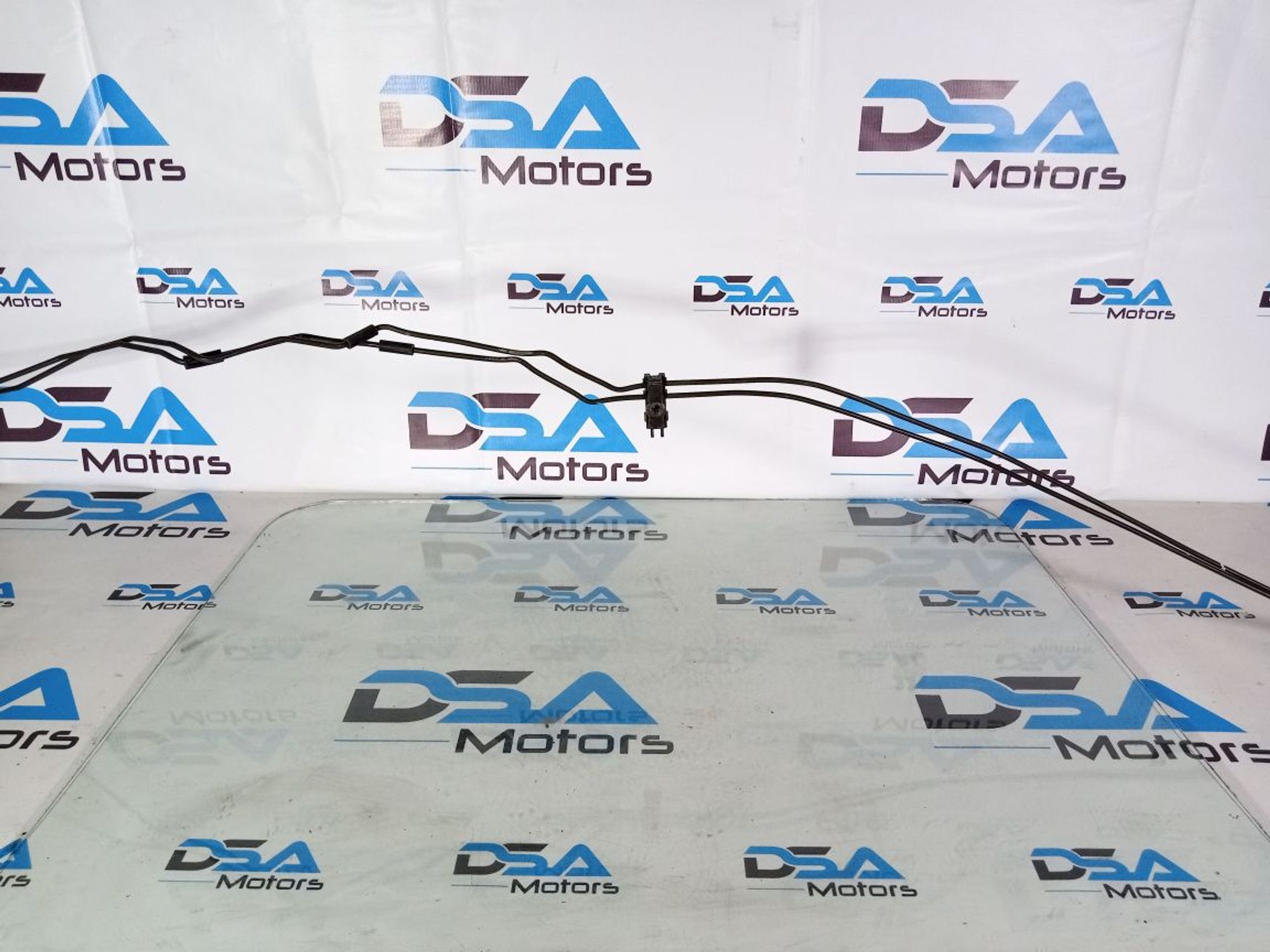 https://ycs.partsauto.market/partsauto-images/thmbs/userImages/b7628e092085f1f91467af1afb6e7630/part/59543509-a030-4481-952d-763c1b14d43d_1740822935933.jpg