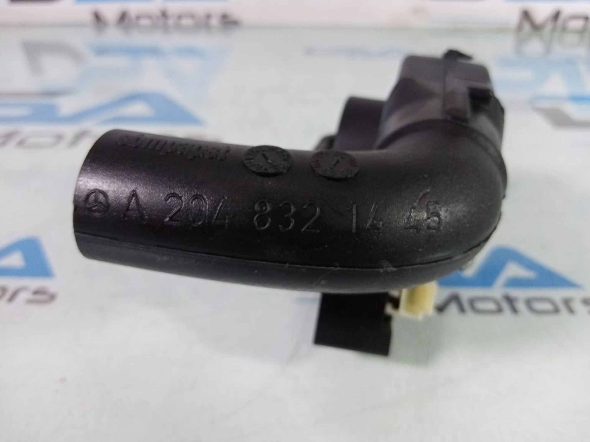 https://ycs.partsauto.market/partsauto-images/thmbs/userImages/b7628e092085f1f91467af1afb6e7630/part/59f28d00-624e-467c-a29f-413f00d90132_1735303563580.jpg