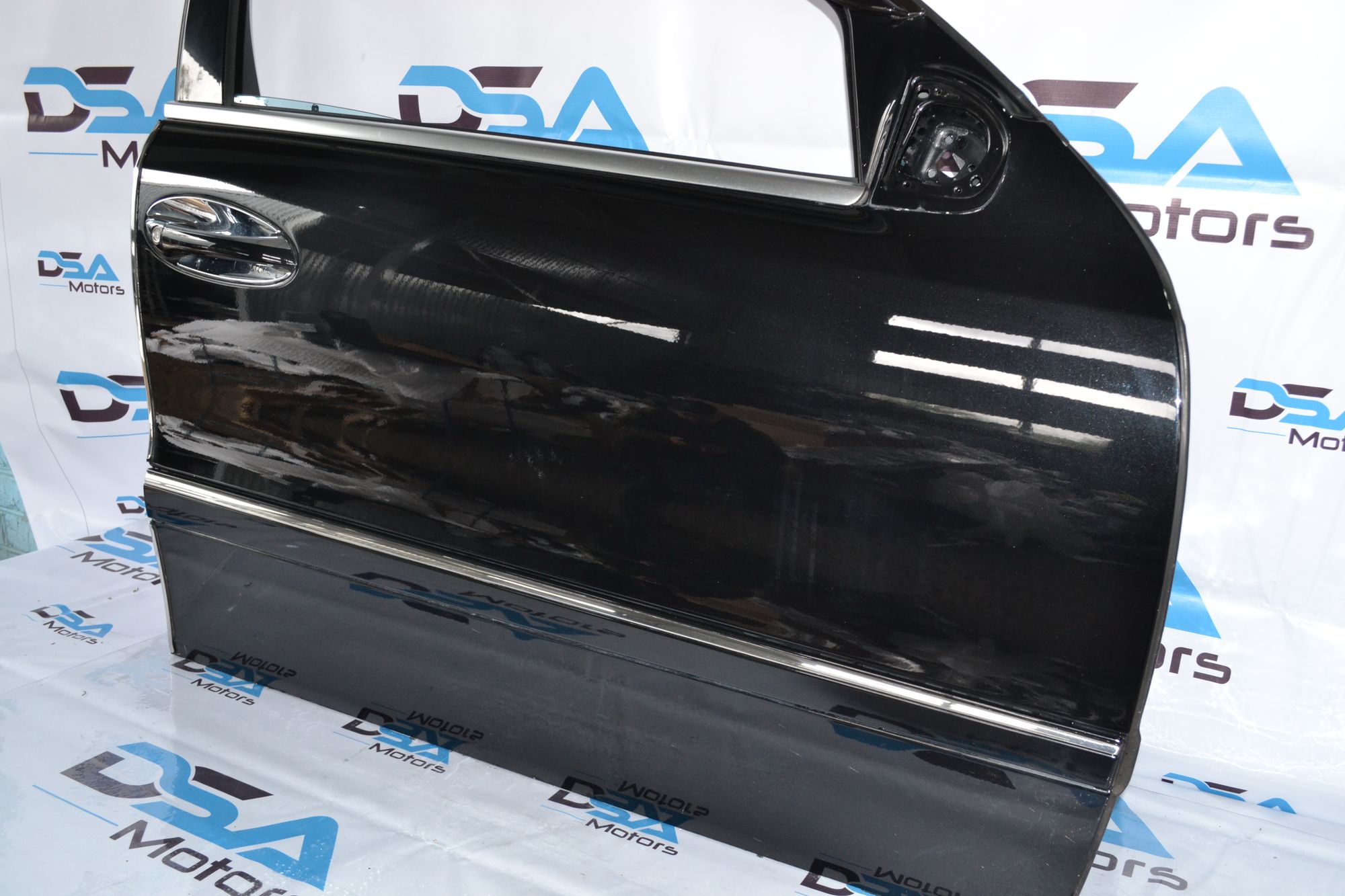 https://ycs.partsauto.market/partsauto-images/thmbs/userImages/b7628e092085f1f91467af1afb6e7630/part/59f296ae-3840-4d1d-8165-d4b52b1f3994_1777030220573.jpg
