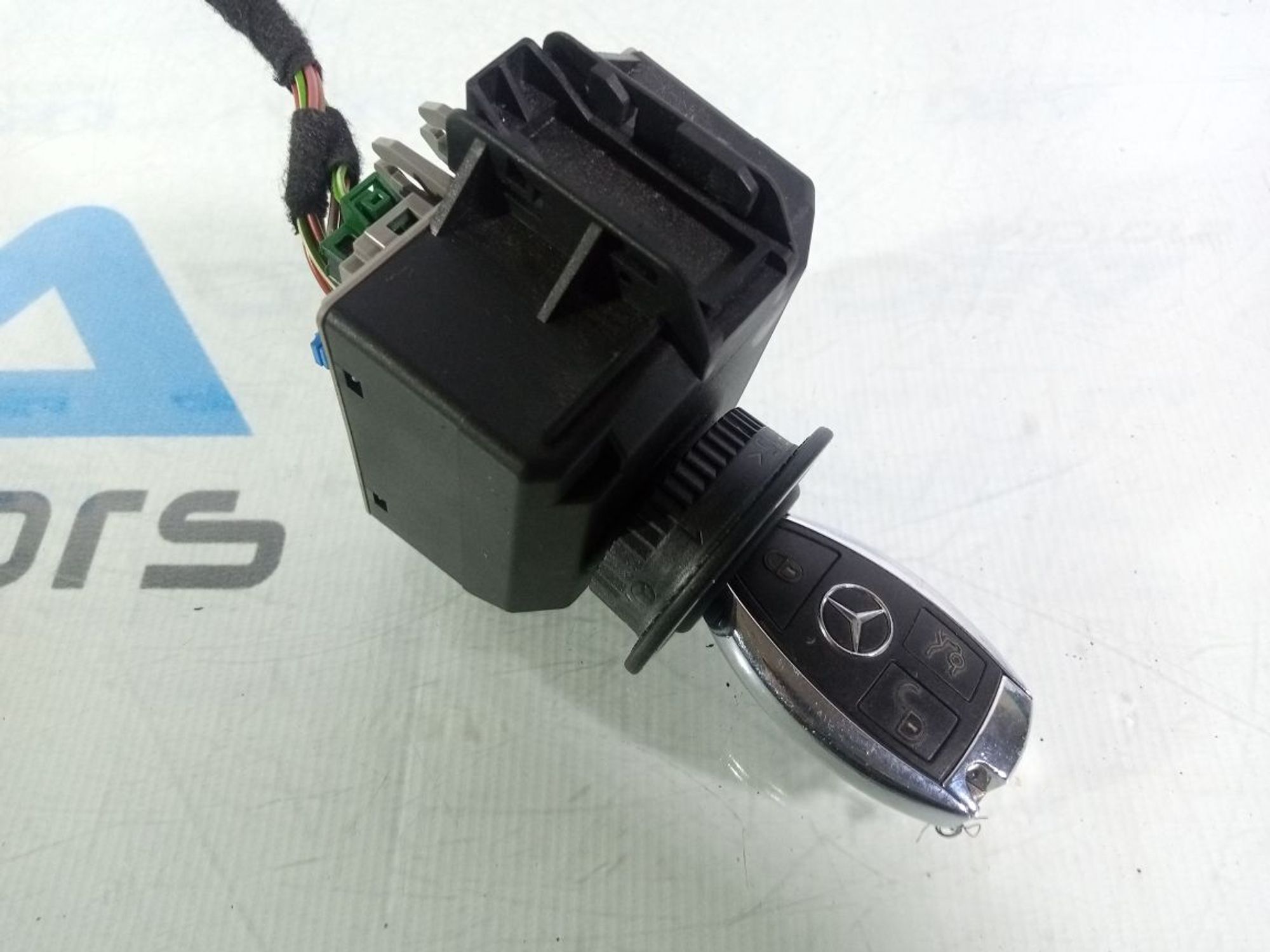 https://ycs.partsauto.market/partsauto-images/thmbs/userImages/b7628e092085f1f91467af1afb6e7630/part/5a1dd171-7f4a-478e-b816-aef5bfc5deb9_1740581082160.jpg