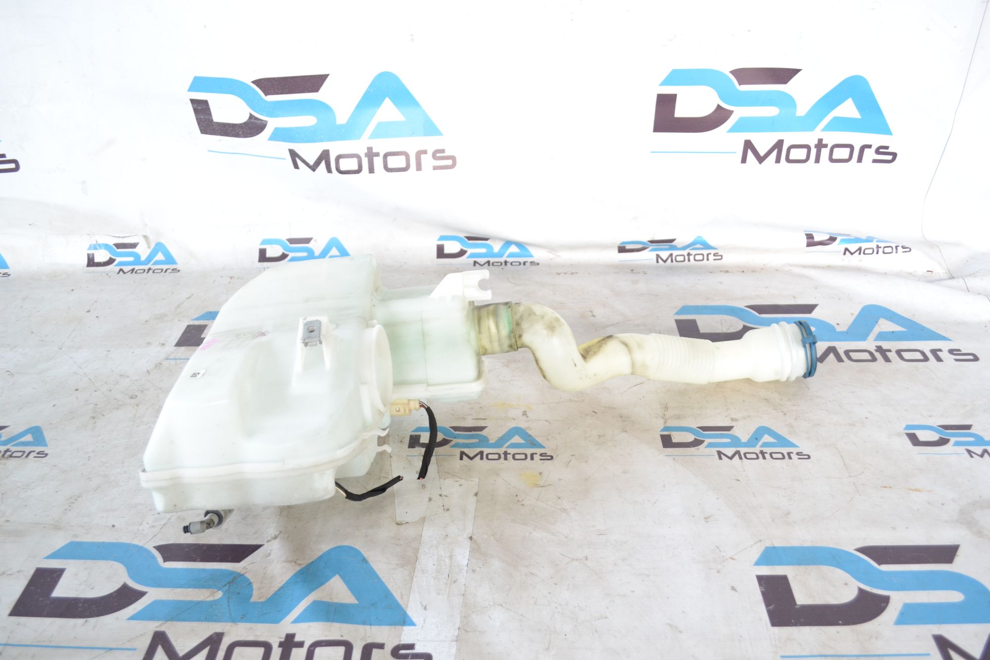 https://ycs.partsauto.market/partsauto-images/thmbs/userImages/b7628e092085f1f91467af1afb6e7630/part/5a35cf73-3fbc-4e82-be39-181135d2c991_1785228496355.jpg