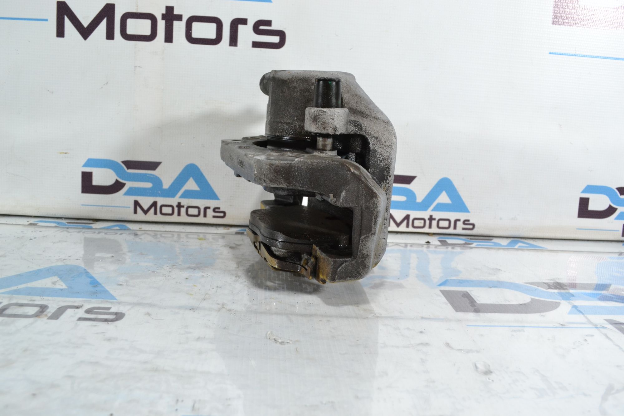 https://ycs.partsauto.market/partsauto-images/thmbs/userImages/b7628e092085f1f91467af1afb6e7630/part/5a887657-d9eb-4e7c-b2db-defa6d7c2492_1778071360970.jpg