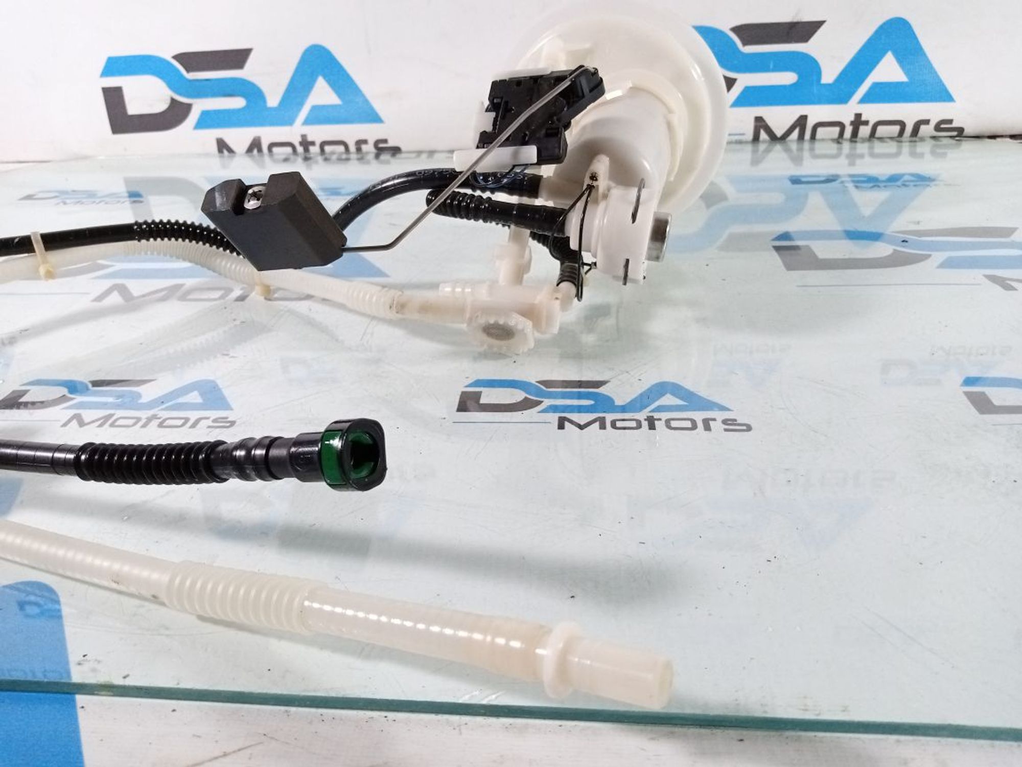https://ycs.partsauto.market/partsauto-images/thmbs/userImages/b7628e092085f1f91467af1afb6e7630/part/5aa0dd30-dfd8-4be9-98ca-7ae6da1a0d80_1721634103707.jpg
