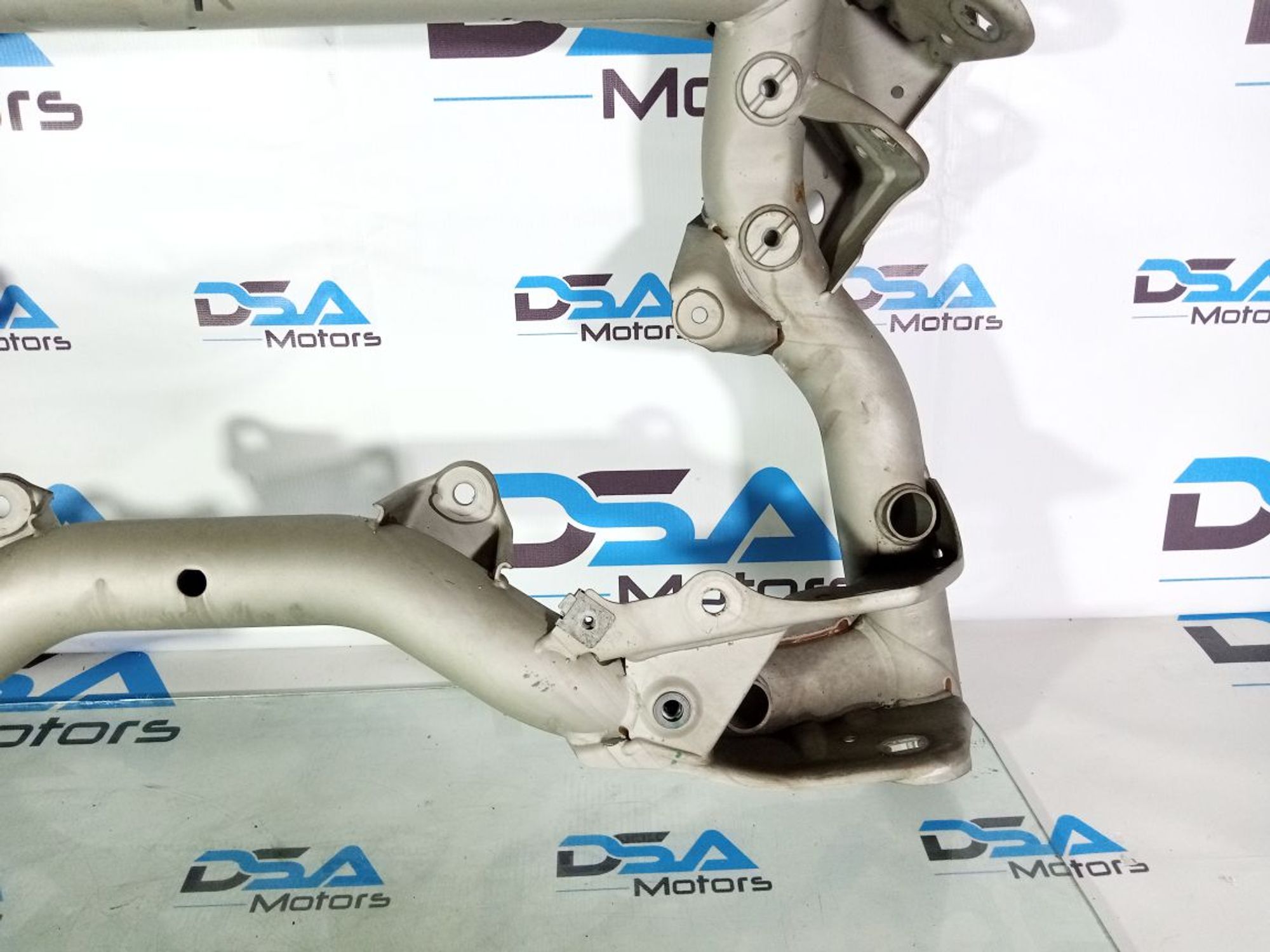 https://ycs.partsauto.market/partsauto-images/thmbs/userImages/b7628e092085f1f91467af1afb6e7630/part/5ac820db-d61b-4e18-9dd1-d4015801d60b_1740838862129.jpg