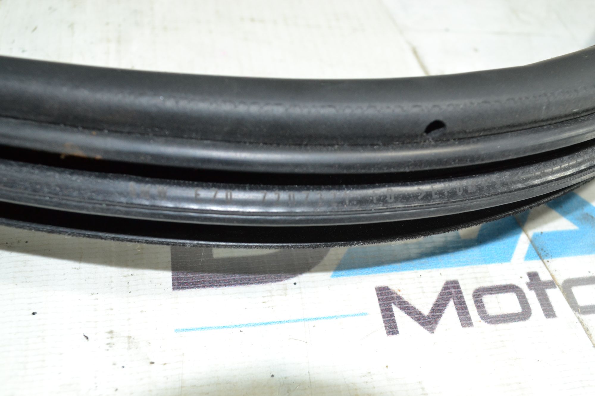 https://ycs.partsauto.market/partsauto-images/thmbs/userImages/b7628e092085f1f91467af1afb6e7630/part/5b88cae4-e610-48f9-88df-1d25c40b0298_1783062416333.jpg