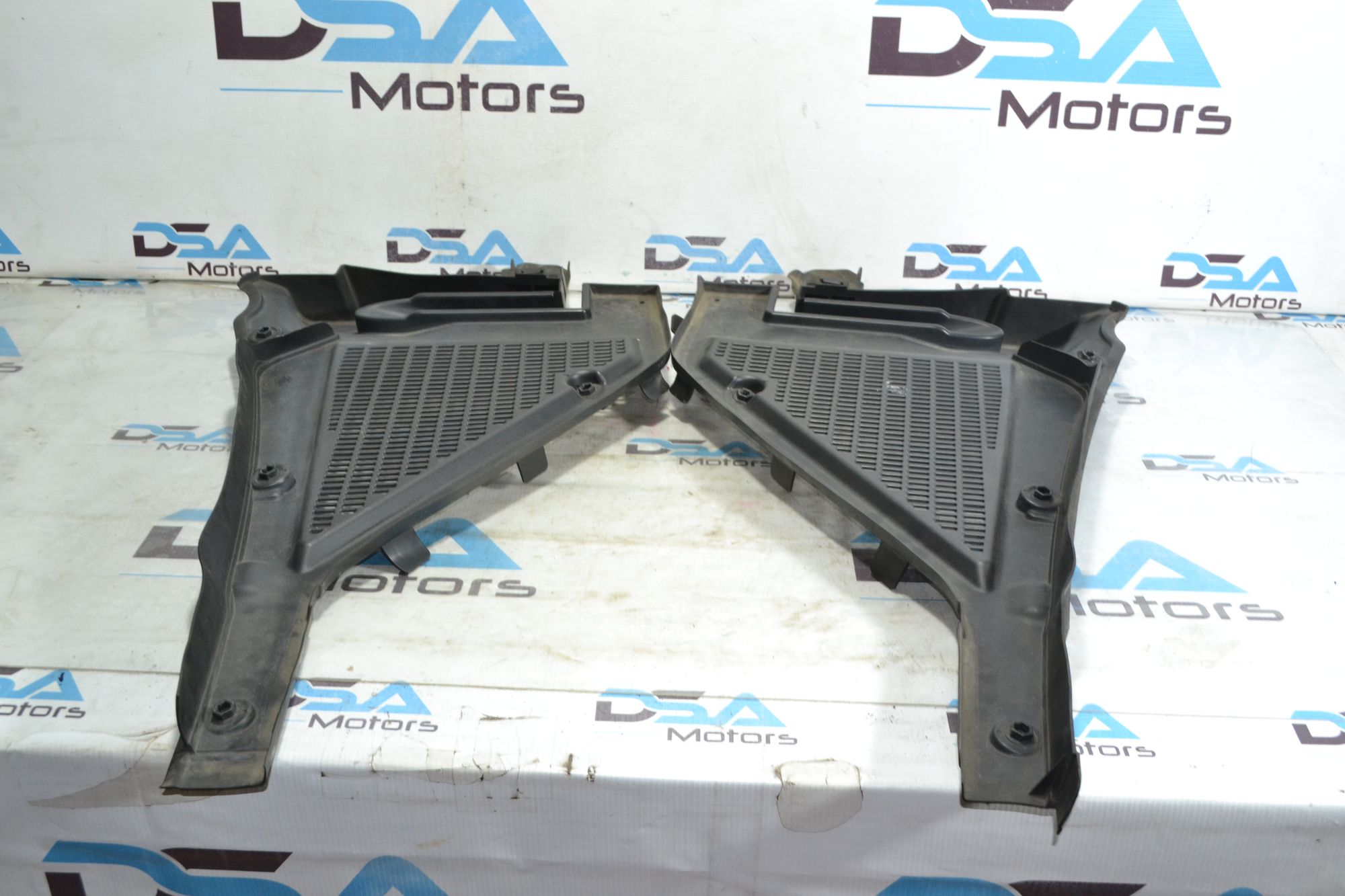 Водосток капота (Жабо) оригинал BMW X5 E70/E71/E72 из Японии, 3900 рублей, Кореновск