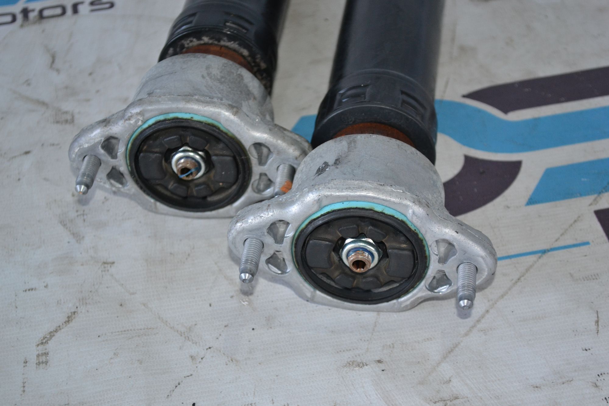 https://ycs.partsauto.market/partsauto-images/thmbs/userImages/b7628e092085f1f91467af1afb6e7630/part/5c12f0be-5a36-4cfd-8656-8bddcb859ad1_1785149198585.jpg