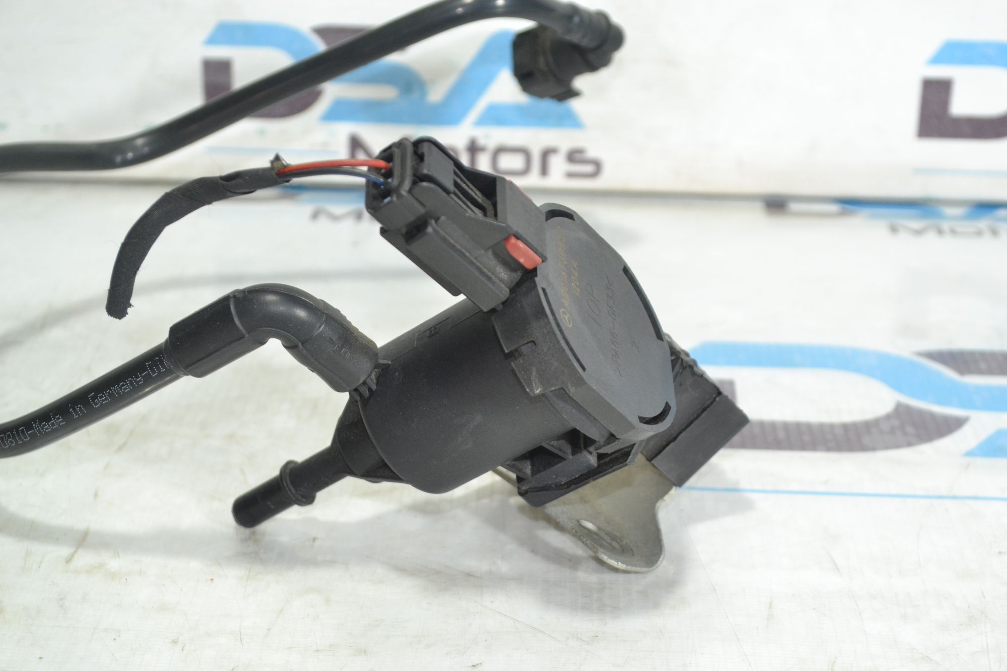 https://ycs.partsauto.market/partsauto-images/thmbs/userImages/b7628e092085f1f91467af1afb6e7630/part/5c33c143-3698-4f95-ae28-97fd7d3603f0_1781244469849.jpg