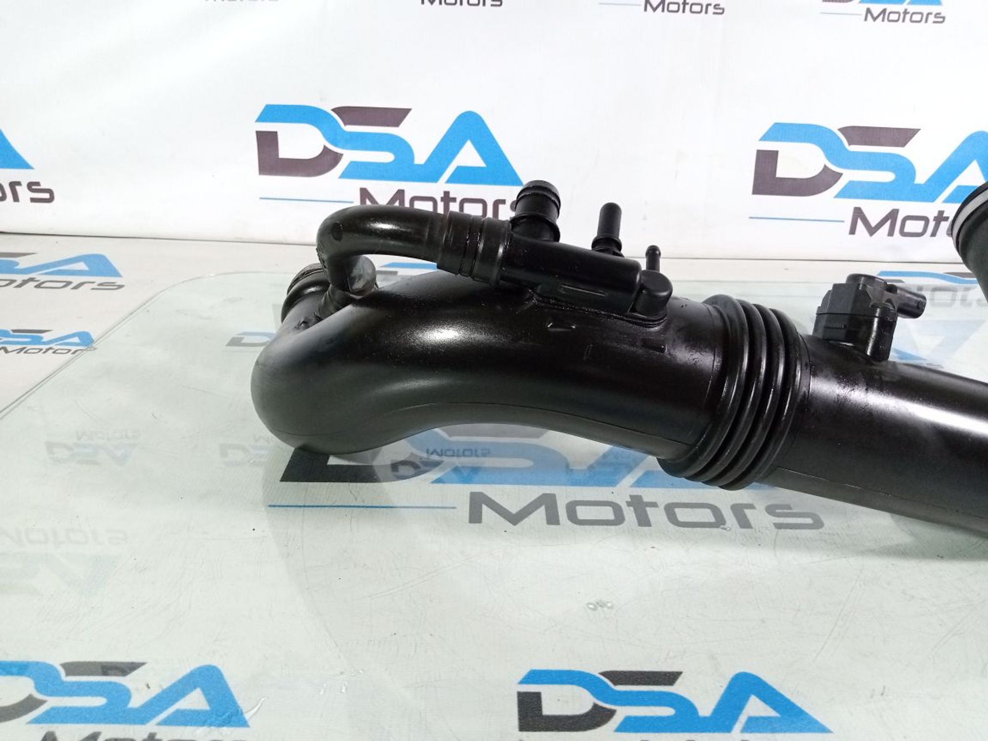 https://ycs.partsauto.market/partsauto-images/thmbs/userImages/b7628e092085f1f91467af1afb6e7630/part/5c4cdfc6-7fa8-4bd4-a2b7-158e7d85f8ca_1742643012151.jpg