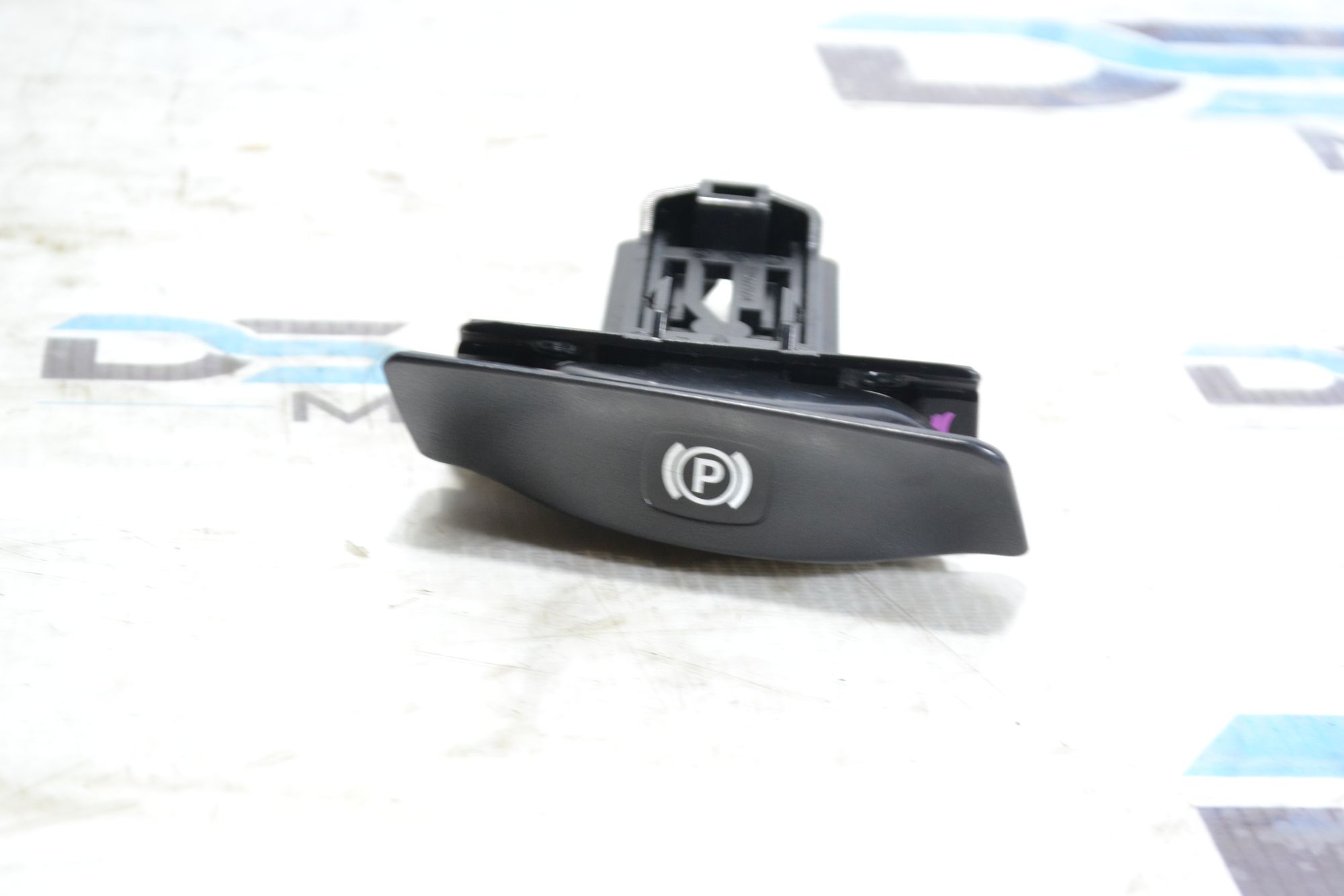 https://ycs.partsauto.market/partsauto-images/thmbs/userImages/b7628e092085f1f91467af1afb6e7630/part/5c66b725-74c1-4c1f-8fb3-168fff84fc58_1781591326974.jpg