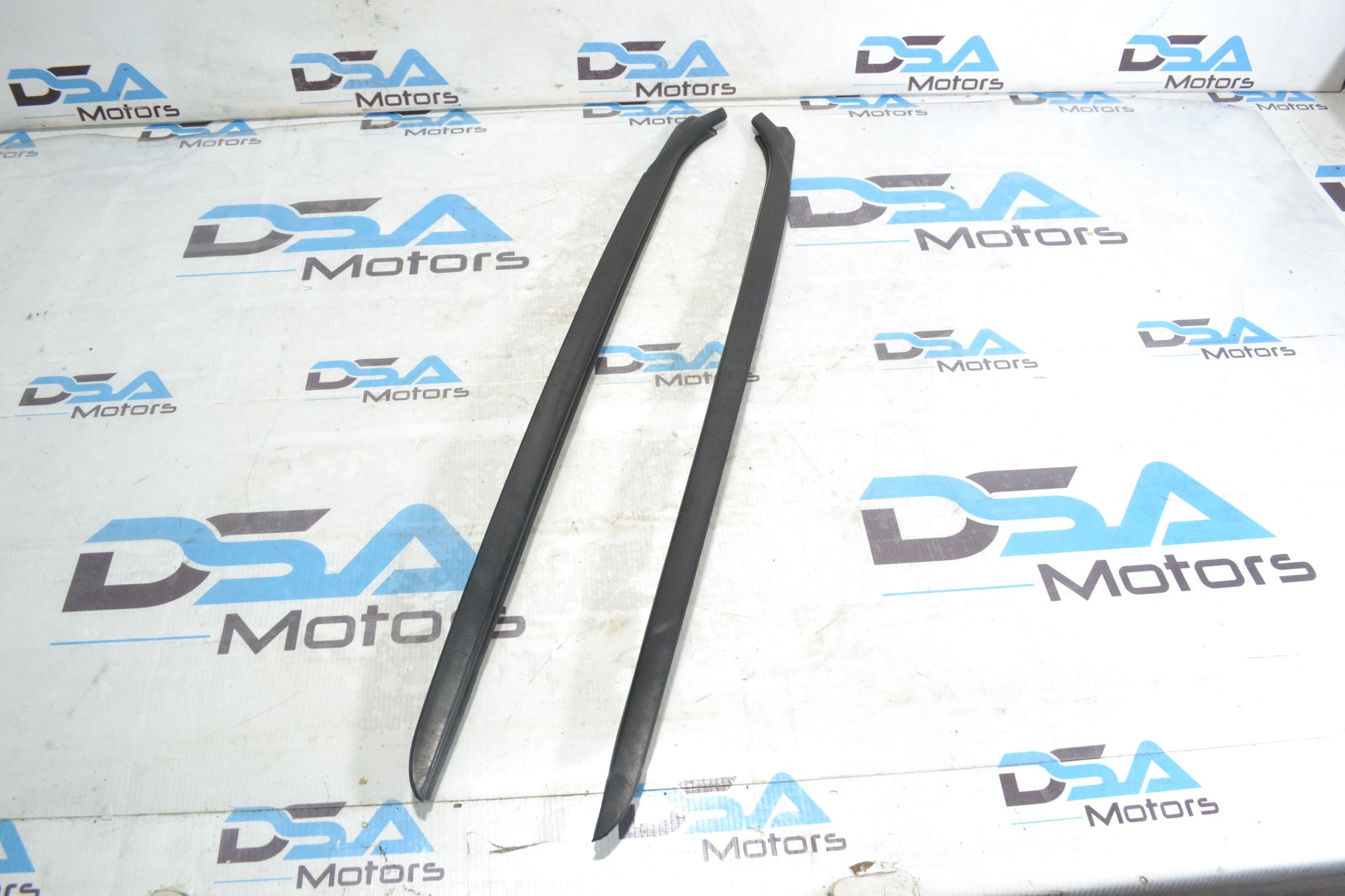 https://ycs.partsauto.market/partsauto-images/thmbs/userImages/b7628e092085f1f91467af1afb6e7630/part/5cb3b36d-d158-4a3f-96b8-5edfa0d1de10_1781085424958.jpg