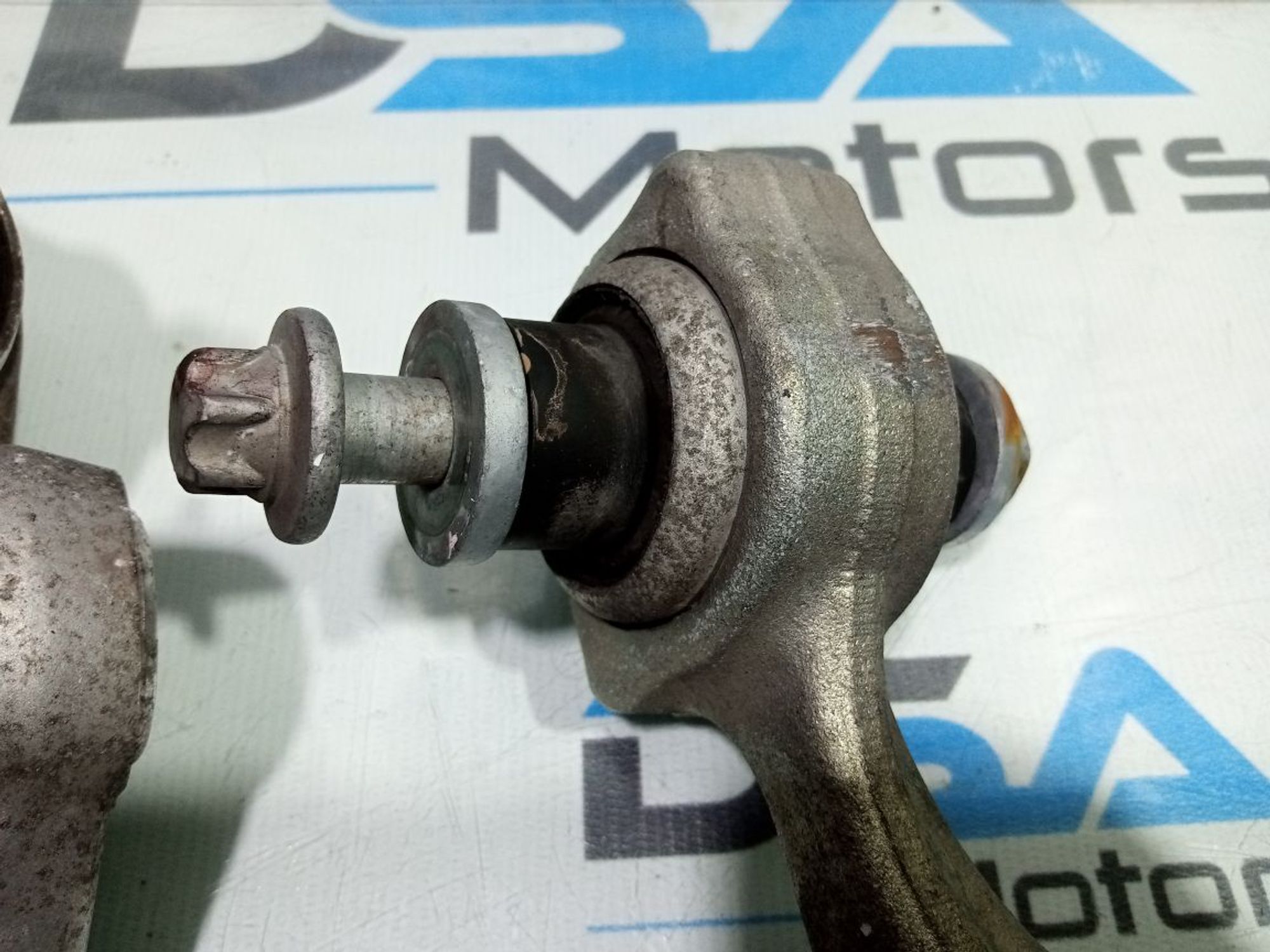 https://ycs.partsauto.market/partsauto-images/thmbs/userImages/b7628e092085f1f91467af1afb6e7630/part/5cbc9897-8271-46a3-8b9c-c394cd077569_1748410621769.jpg