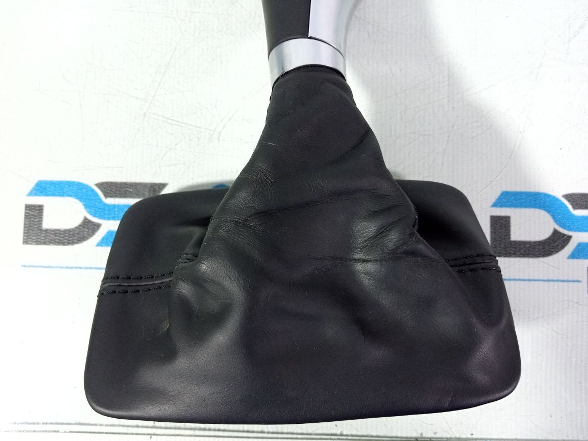 https://ycs.partsauto.market/partsauto-images/thmbs/userImages/b7628e092085f1f91467af1afb6e7630/part/5cbee57e-7f22-4738-b064-3f88a415dd18_1747719237191.jpg