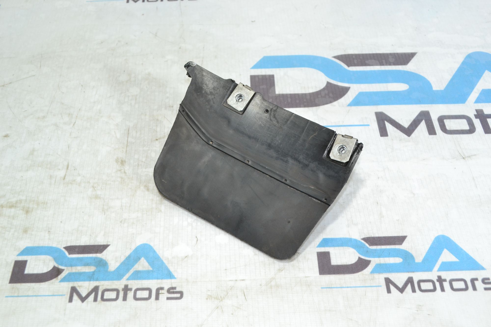 https://ycs.partsauto.market/partsauto-images/thmbs/userImages/b7628e092085f1f91467af1afb6e7630/part/5d15a461-69ec-4747-aea9-e91d996f1962_1781331641804.jpg