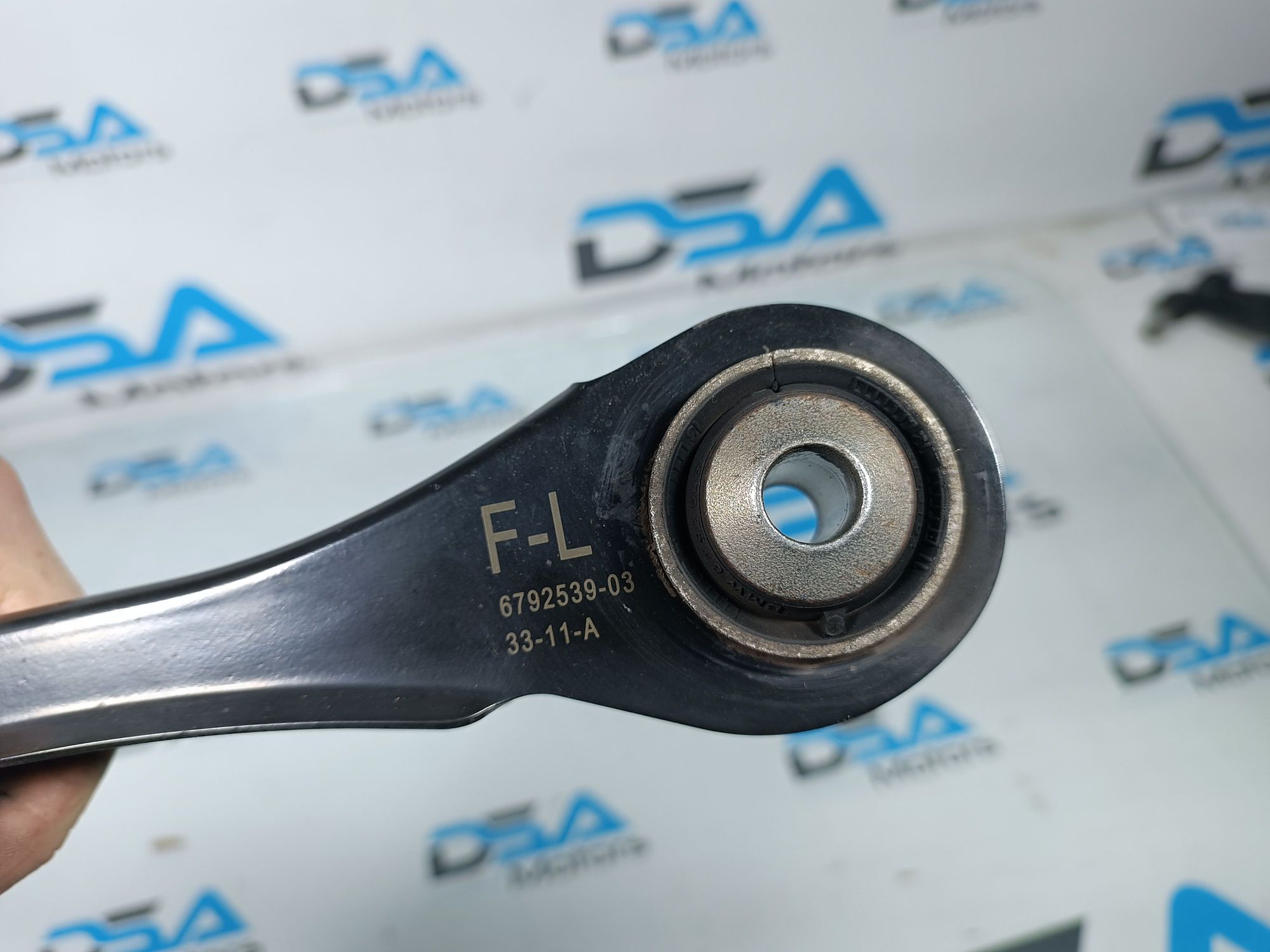 https://ycs.partsauto.market/partsauto-images/thmbs/userImages/b7628e092085f1f91467af1afb6e7630/part/5d45ecda-a1cf-467a-813b-170f99e3663e_1704297560189.jpg