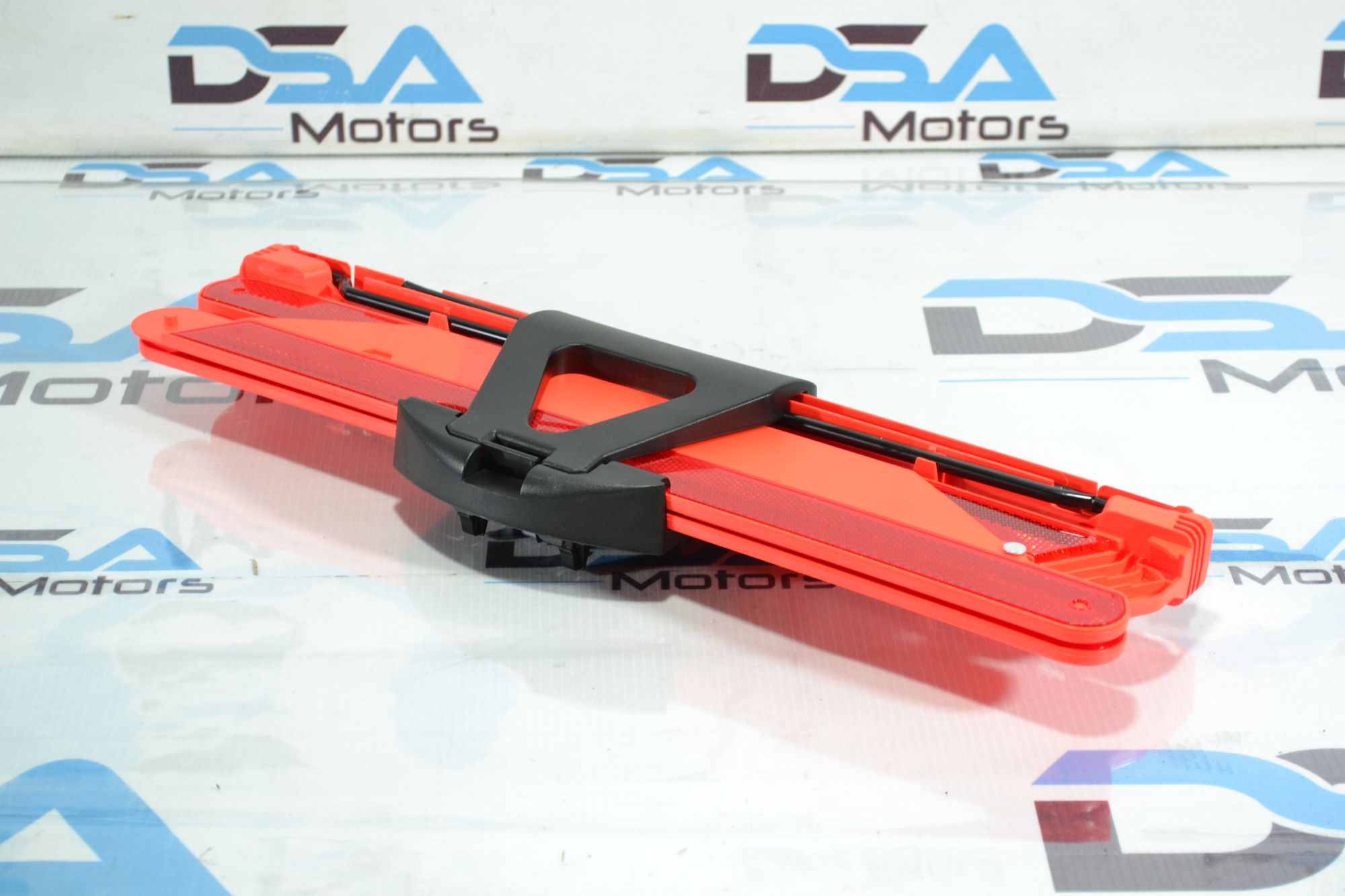 https://ycs.partsauto.market/partsauto-images/thmbs/userImages/b7628e092085f1f91467af1afb6e7630/part/5d5d1143-d623-4cc2-989e-65c899b9a8a0_1777549179178.jpg
