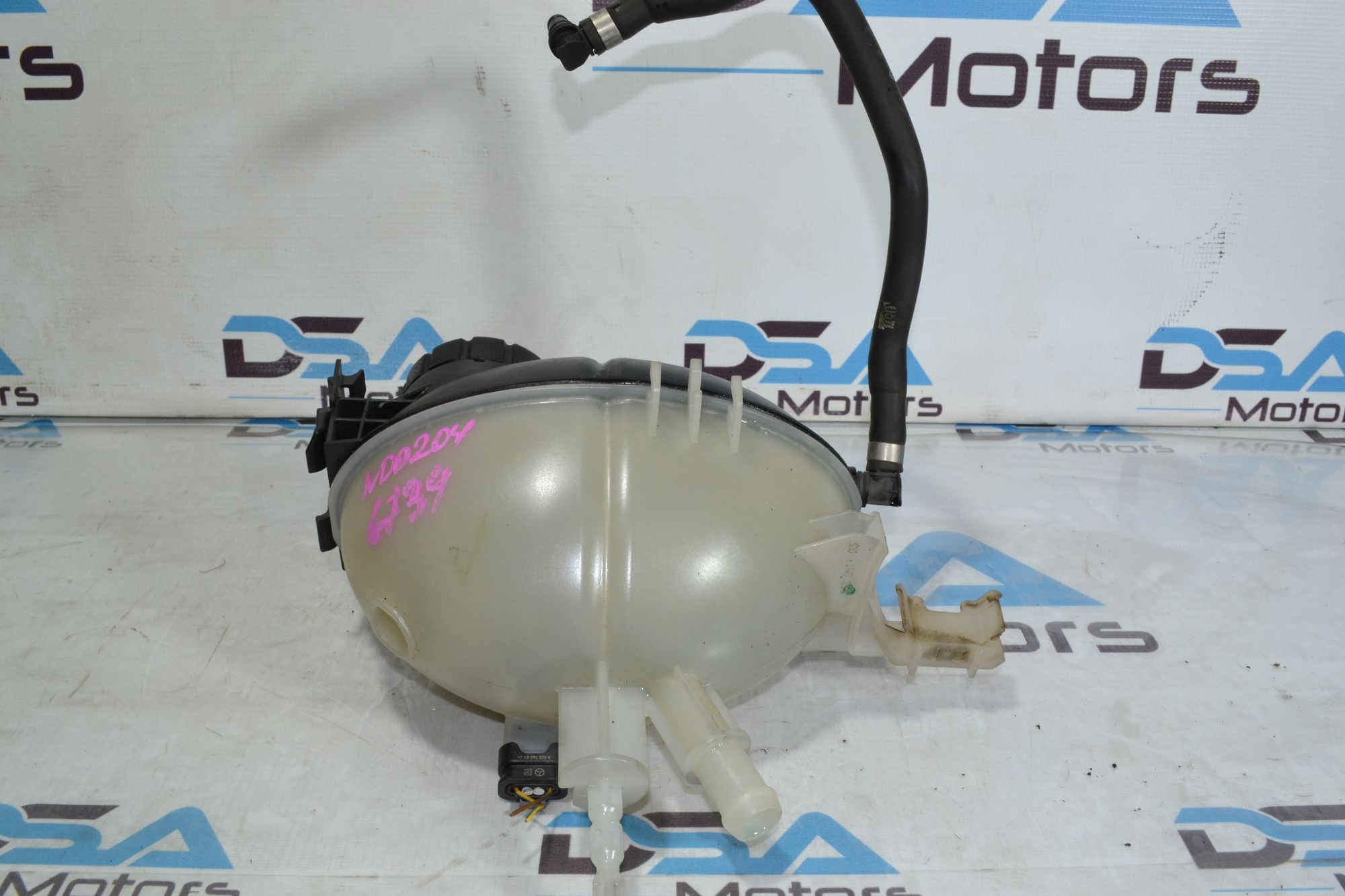 https://ycs.partsauto.market/partsauto-images/thmbs/userImages/b7628e092085f1f91467af1afb6e7630/part/5d8db18b-8223-4345-b254-3e98170c2b41_1779797348921.jpg