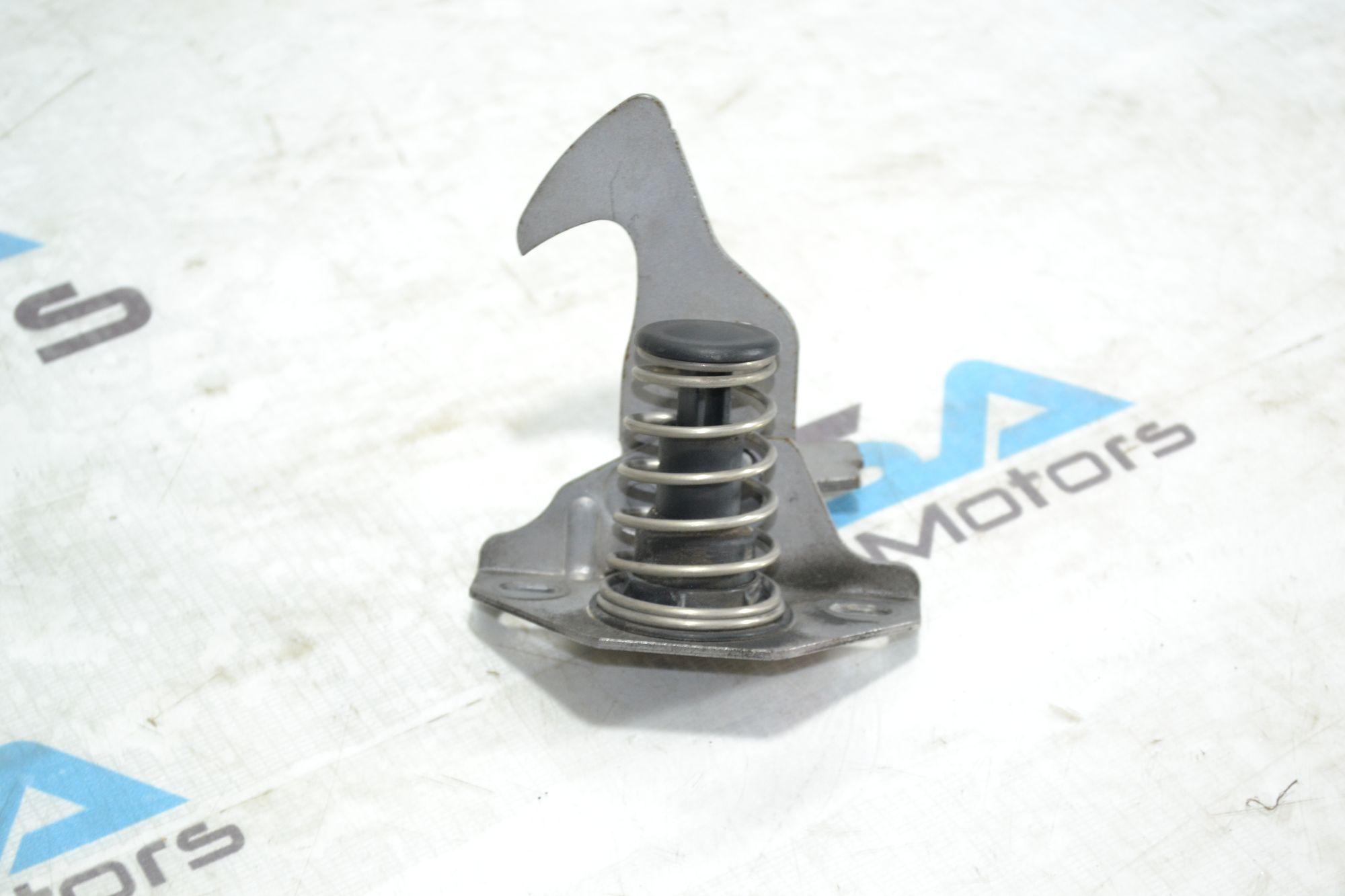 https://ycs.partsauto.market/partsauto-images/thmbs/userImages/b7628e092085f1f91467af1afb6e7630/part/5dbcd5b2-cfa4-476d-81aa-0886fd57da6a_1780469385327.jpg