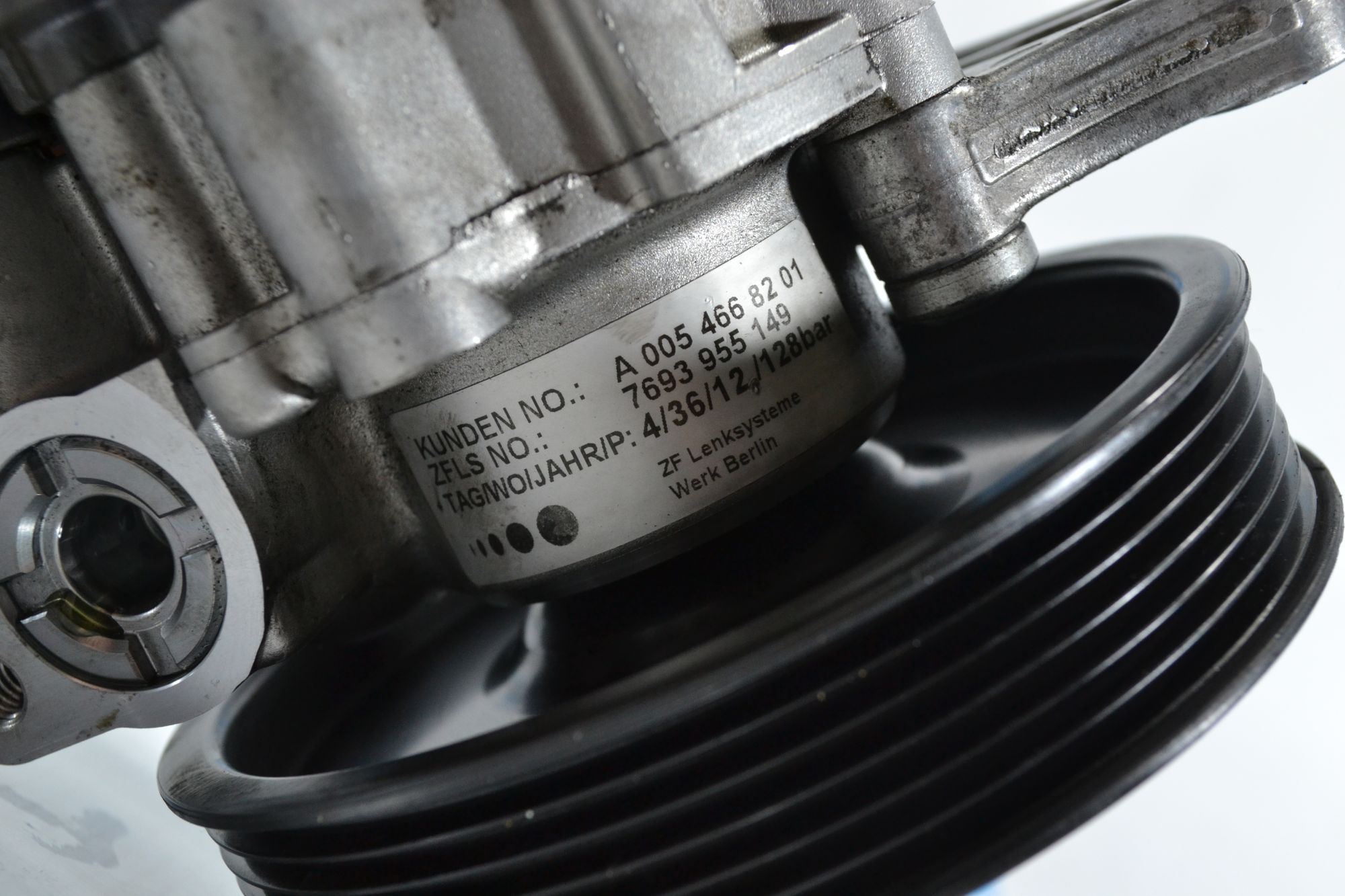 Насос ГУР Mercedes W204 /W207/W212 дв. M271 из Японии, 13900 рублей, Кореновск