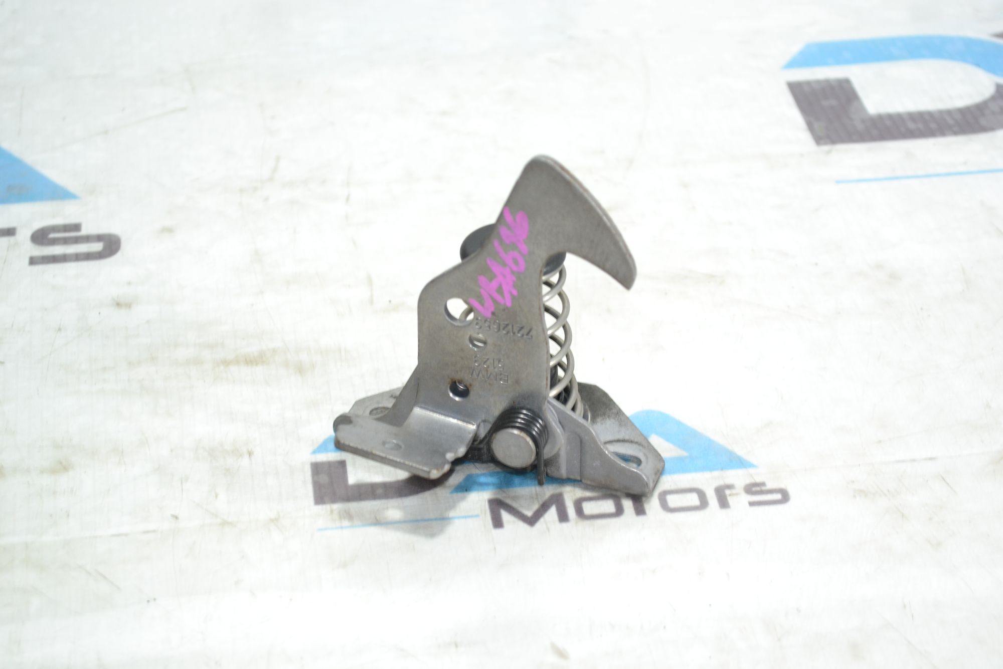 https://ycs.partsauto.market/partsauto-images/thmbs/userImages/b7628e092085f1f91467af1afb6e7630/part/5e3bc848-e85f-4b28-b3b3-ff7be007eeab_1780469385452.jpg