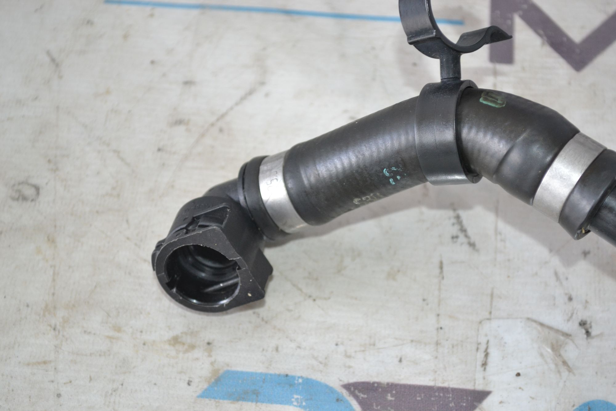 https://ycs.partsauto.market/partsauto-images/thmbs/userImages/b7628e092085f1f91467af1afb6e7630/part/5f9966f3-26ad-4f9c-9c54-f034e4edc8ee_1785417502043.jpg