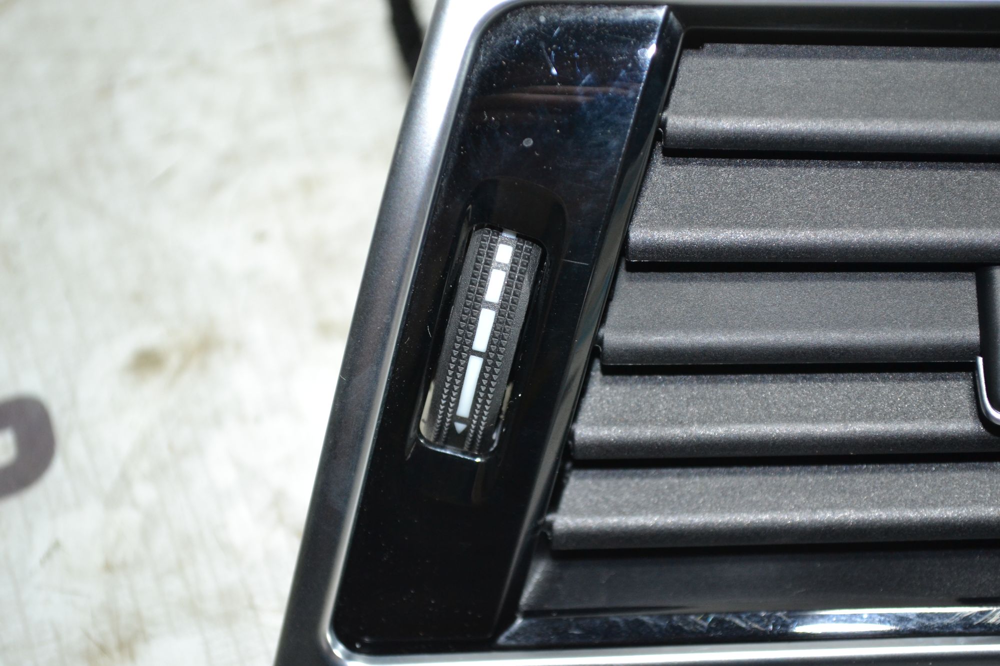 https://ycs.partsauto.market/partsauto-images/thmbs/userImages/b7628e092085f1f91467af1afb6e7630/part/5fc93e69-4439-4965-9fb5-b13dd4267402_1784037302213.jpg