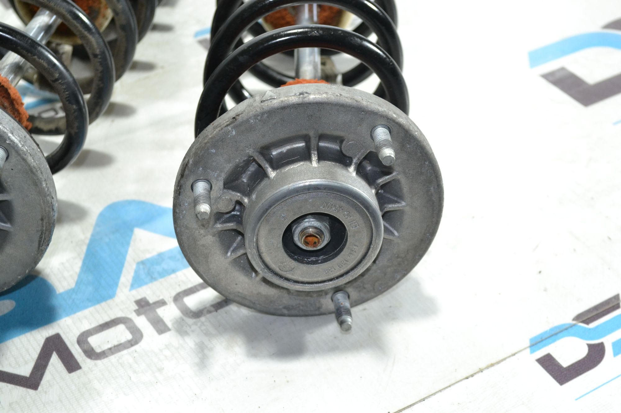 https://ycs.partsauto.market/partsauto-images/thmbs/userImages/b7628e092085f1f91467af1afb6e7630/part/5fffa272-29a1-4ee8-b16d-78ba64d08e33_1779957212713.jpg