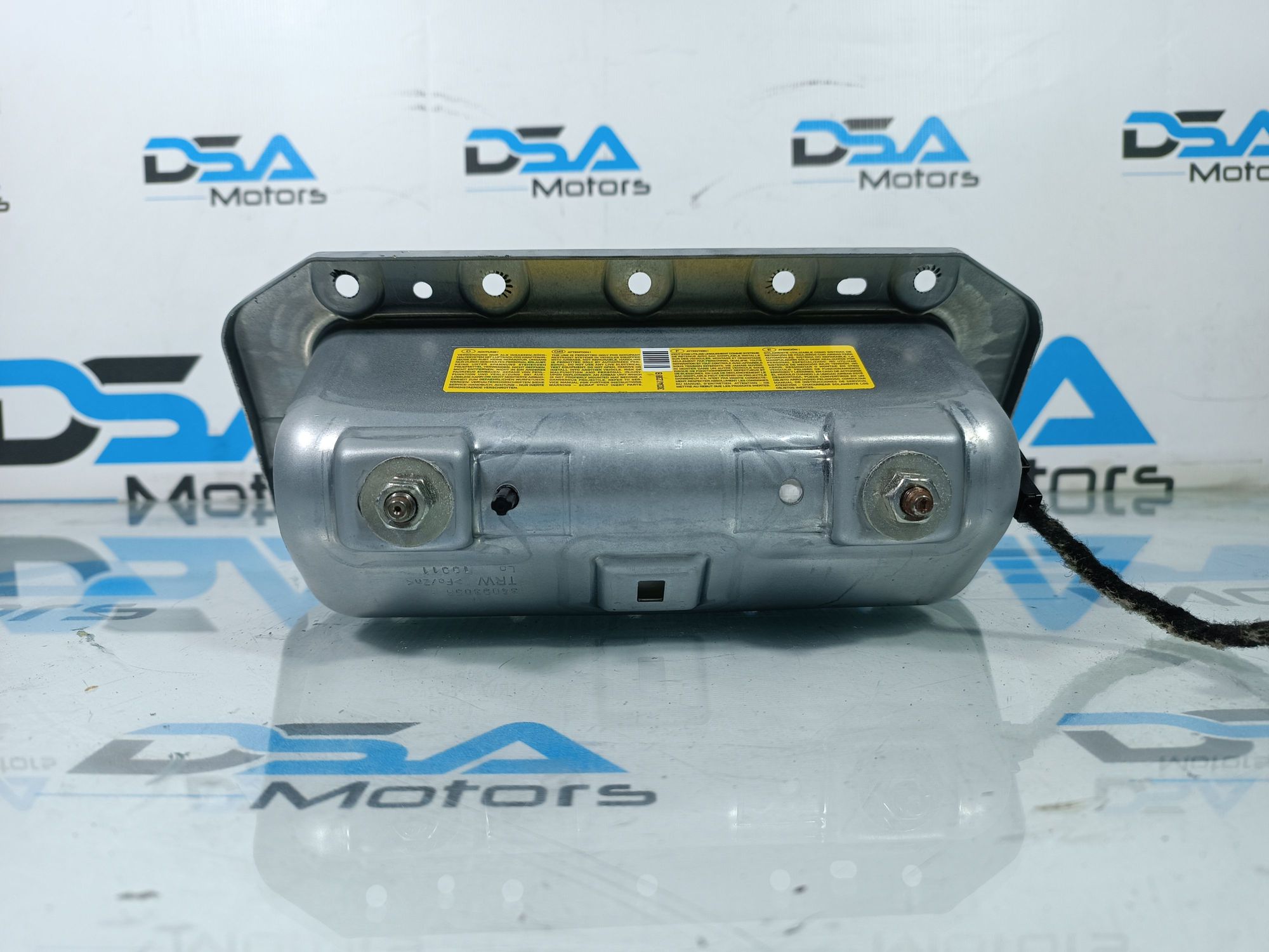 https://ycs.partsauto.market/partsauto-images/thmbs/userImages/b7628e092085f1f91467af1afb6e7630/part/602abe16-72b3-4d9c-8bb2-1032c3ce86b5_1704385170126.jpg