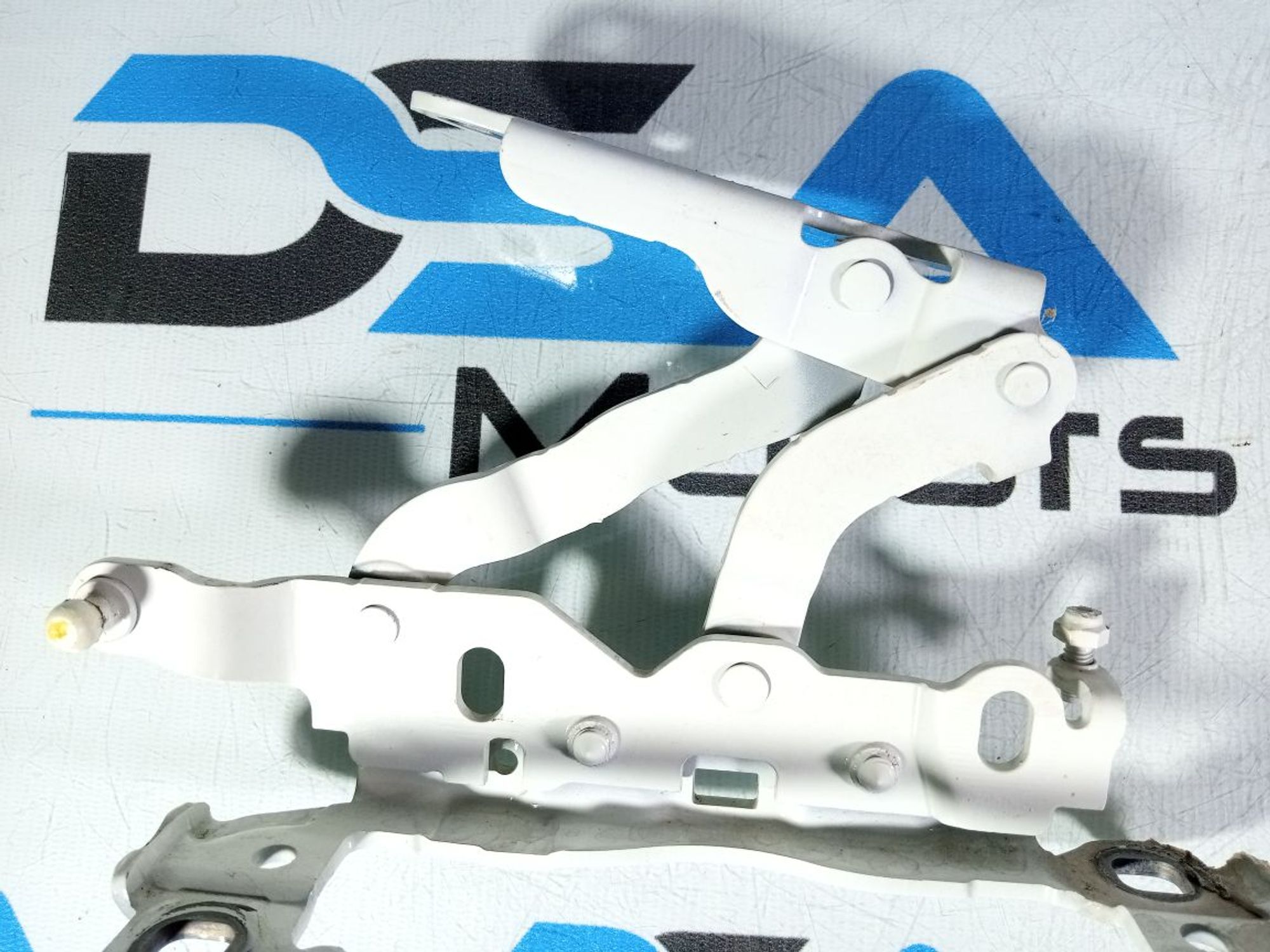 https://ycs.partsauto.market/partsauto-images/thmbs/userImages/b7628e092085f1f91467af1afb6e7630/part/608c84a0-5f9b-423a-a371-fc75b0ce30d7_1746018869147.jpg