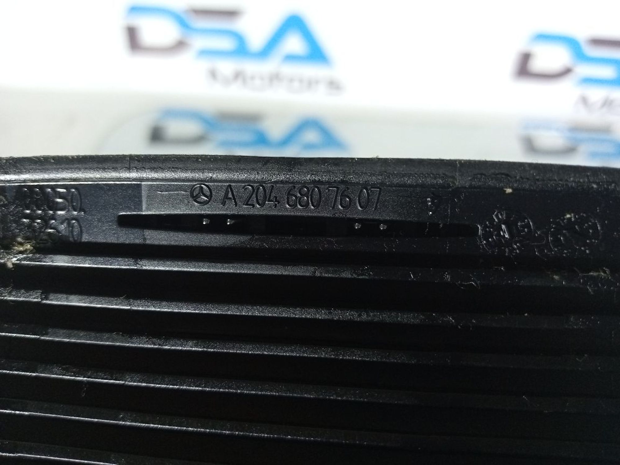 https://ycs.partsauto.market/partsauto-images/thmbs/userImages/b7628e092085f1f91467af1afb6e7630/part/60b8cc9a-8872-4143-9094-1e834cc6fb47_1741686102292.jpg