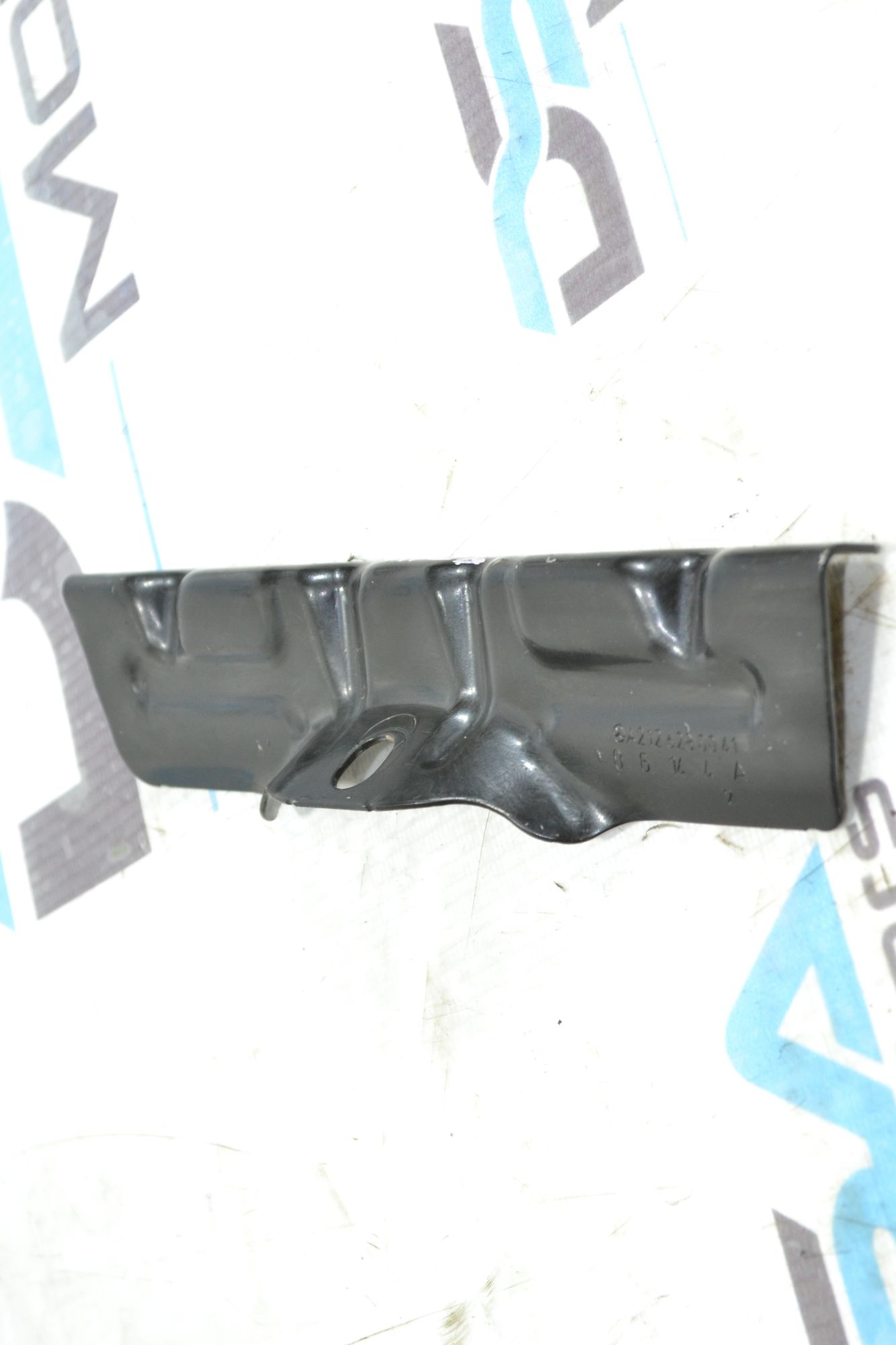 https://ycs.partsauto.market/partsauto-images/thmbs/userImages/b7628e092085f1f91467af1afb6e7630/part/60b9d7c7-5e34-43f2-89b5-58b5a4977dce_1782981048725.jpg