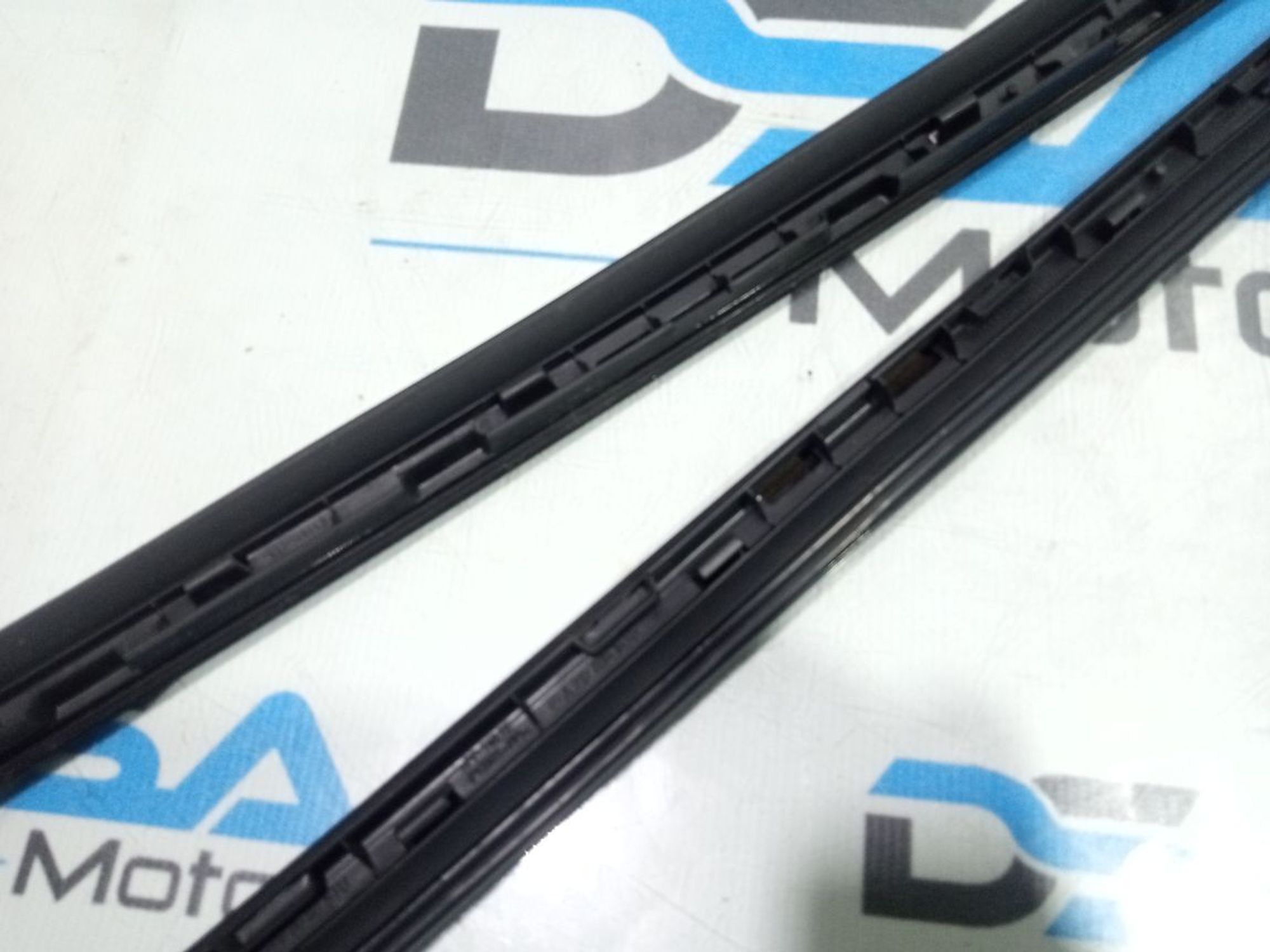 https://ycs.partsauto.market/partsauto-images/thmbs/userImages/b7628e092085f1f91467af1afb6e7630/part/6130a36c-b617-4f18-9418-bb6d83571163_1748887970753.jpg