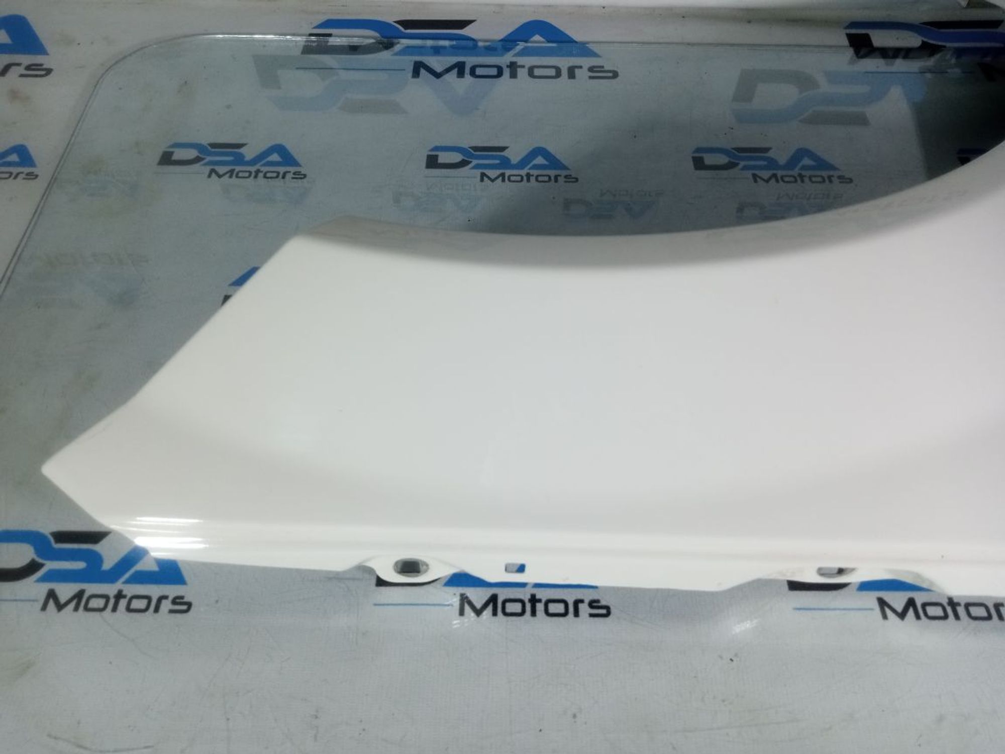 https://ycs.partsauto.market/partsauto-images/thmbs/userImages/b7628e092085f1f91467af1afb6e7630/part/61fe6a07-c531-4c23-9457-0ccf8ae9cf1c_1746542883624.jpg