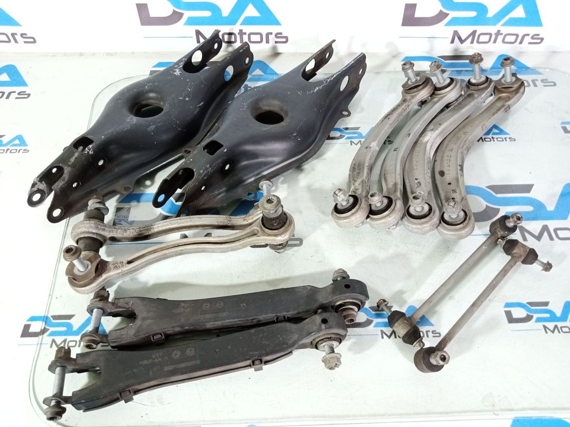 https://ycs.partsauto.market/partsauto-images/thmbs/userImages/b7628e092085f1f91467af1afb6e7630/part/62719e3e-78bb-448a-9a02-af2121a20a93_1747232650207.jpg