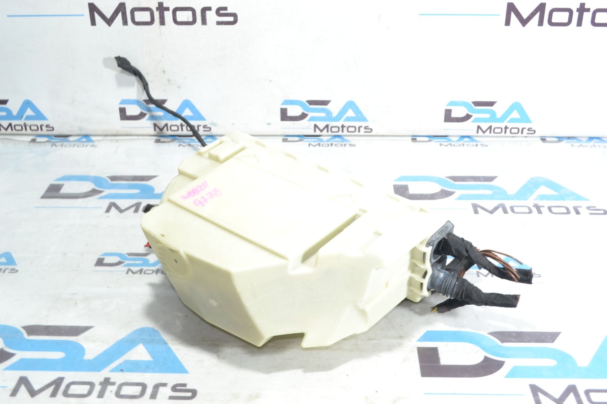 https://ycs.partsauto.market/partsauto-images/thmbs/userImages/b7628e092085f1f91467af1afb6e7630/part/62e79383-d843-4bdc-8263-b302f276c9ce_1781175249348.jpg